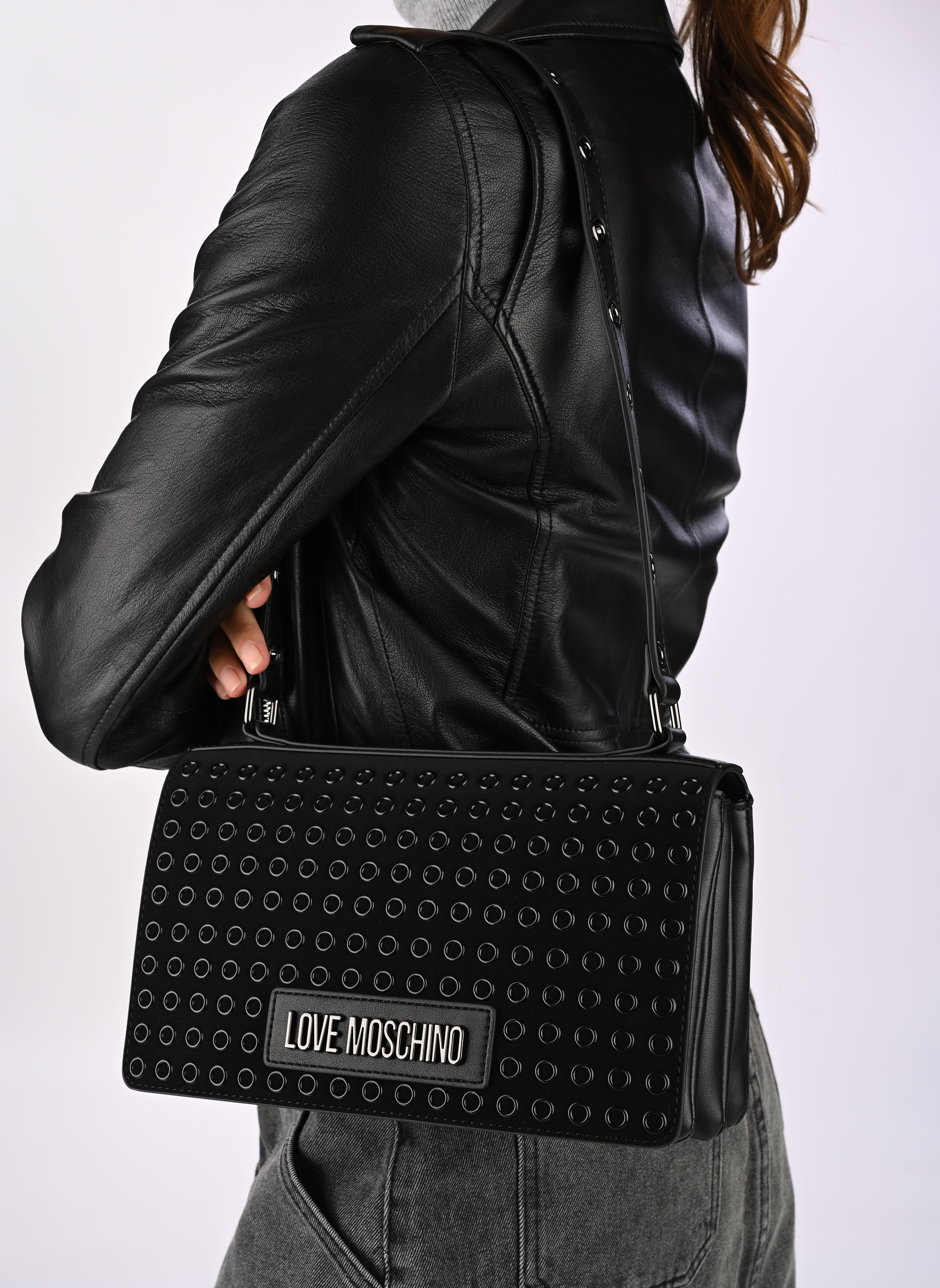Sacs bandoulière GLAMUP JC4059PP1L femme noir Love Moschino Sacs bandoulière GLAMUP JC4059PP1L femme noir BLACK/GUN METAL