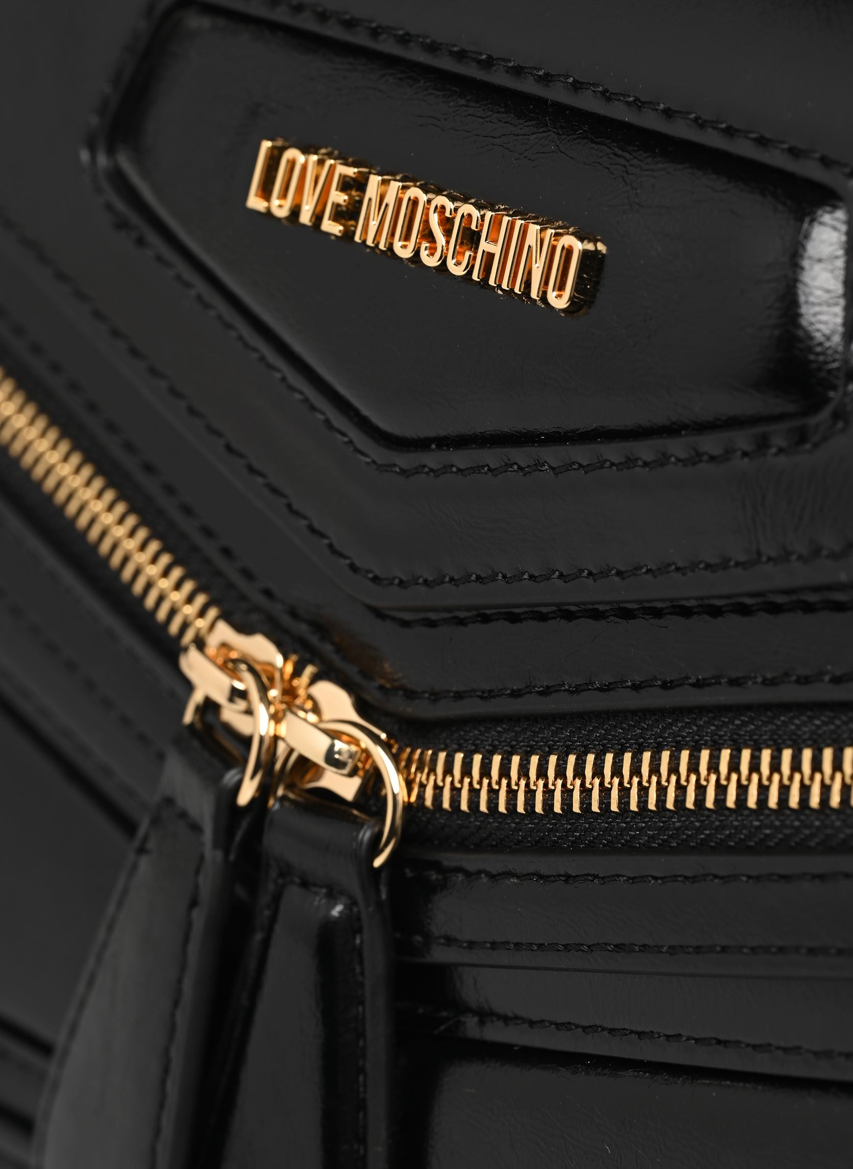 Sacs à main WINNER JC4355PP0L femme noir Love Moschino Sacs à main WINNER JC4355PP0L femme noir BLACK/BLACK