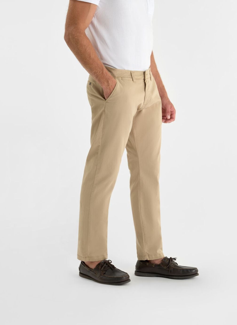 Pantalons droits Pantalon chino CESAR White homme beige Le temps des cerises Pantalons droits Pantalon chino CESAR White homme beige Beige