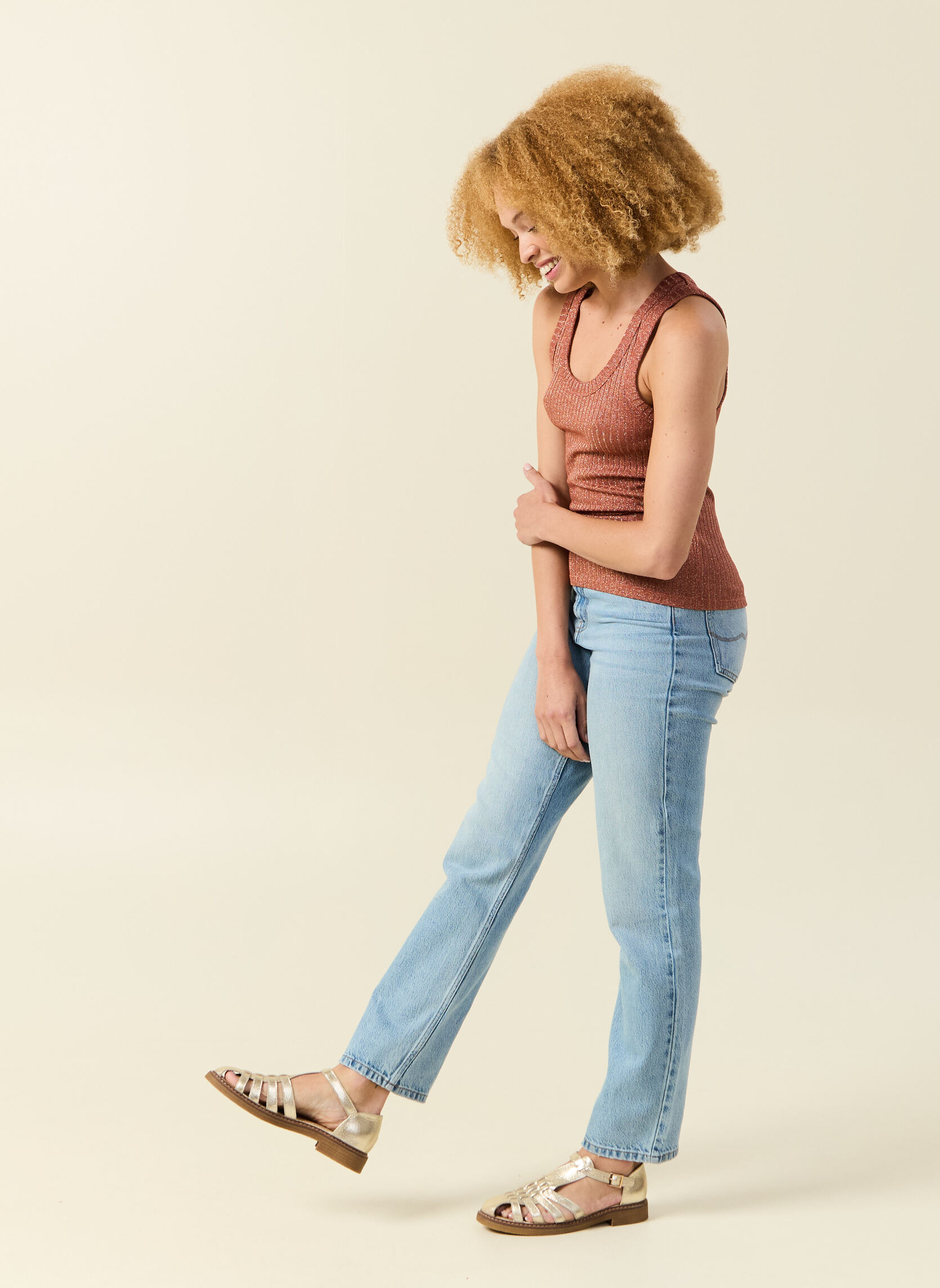 Débardeurs TENCEL2DEBF femme marron Bonobo Débardeurs TENCEL2DEBF femme marron Marron