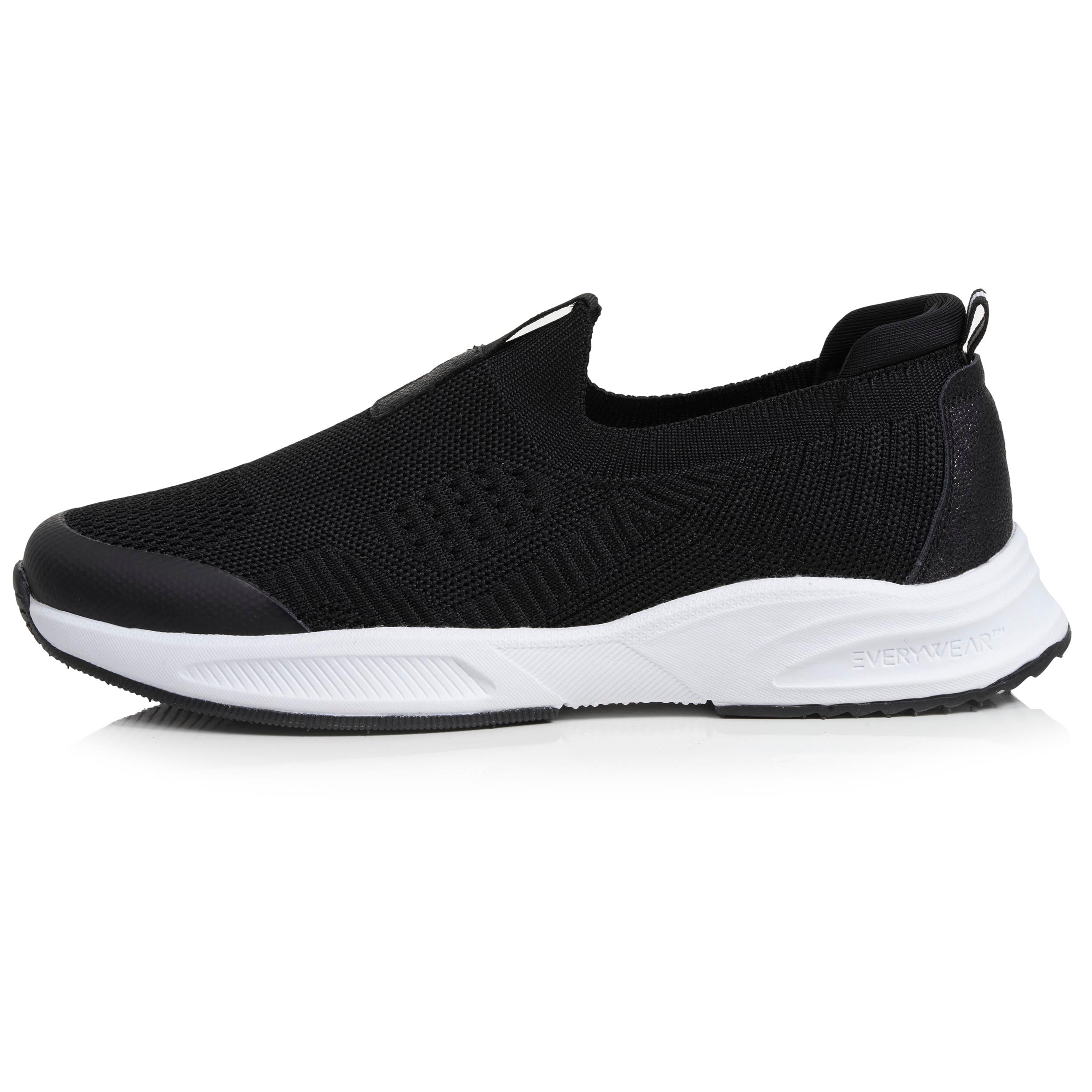 Baskets basses Baskets Femme slip-on sport Blanc femme noir Isotoner Baskets basses Baskets Femme slip-on sport Blanc femme noir Noir verni