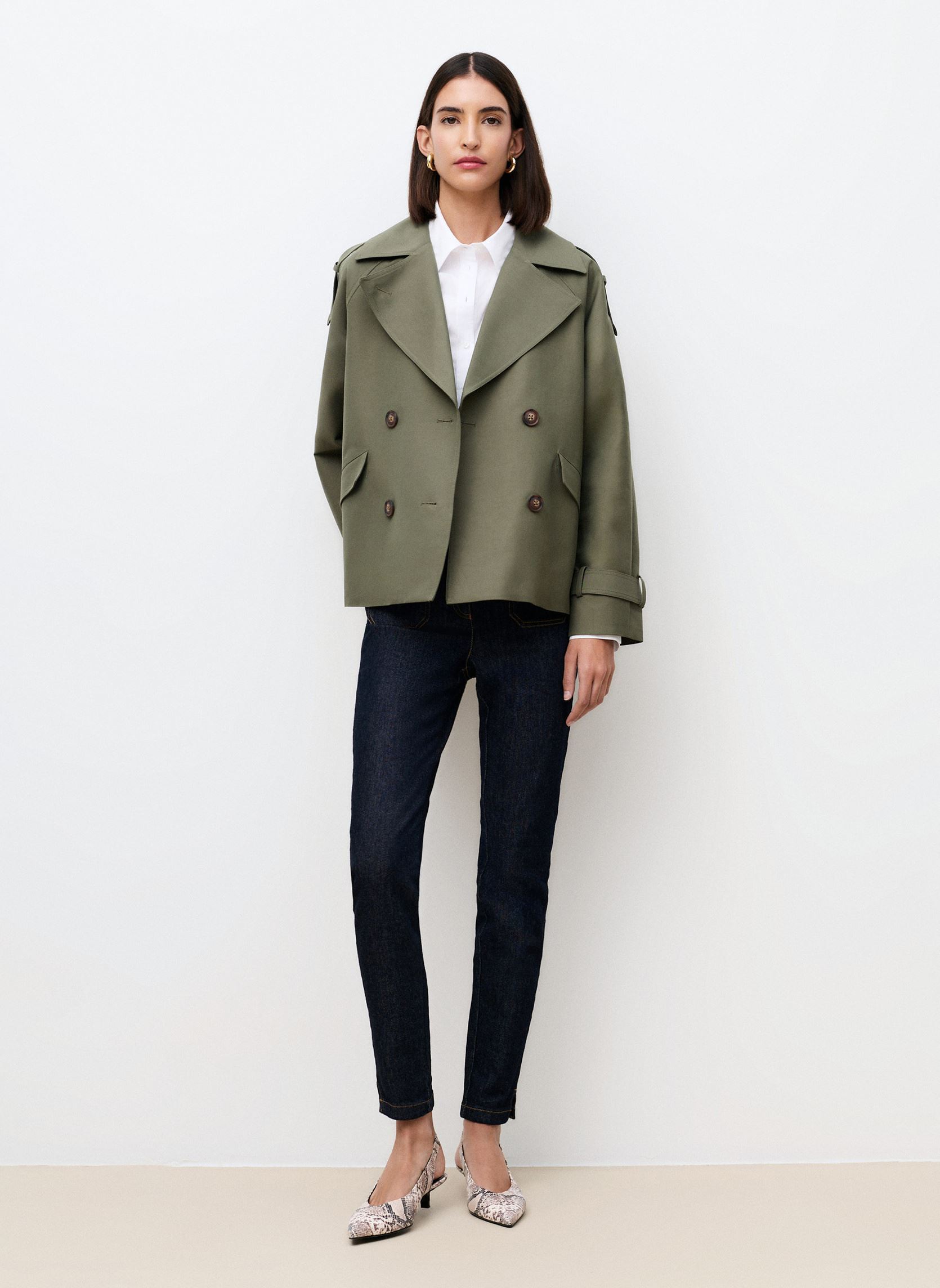 Trenchcoats 242G-GOURMAND dames groen Caroll Trenchcoats 242G-GOURMAND dames groen BEETLE