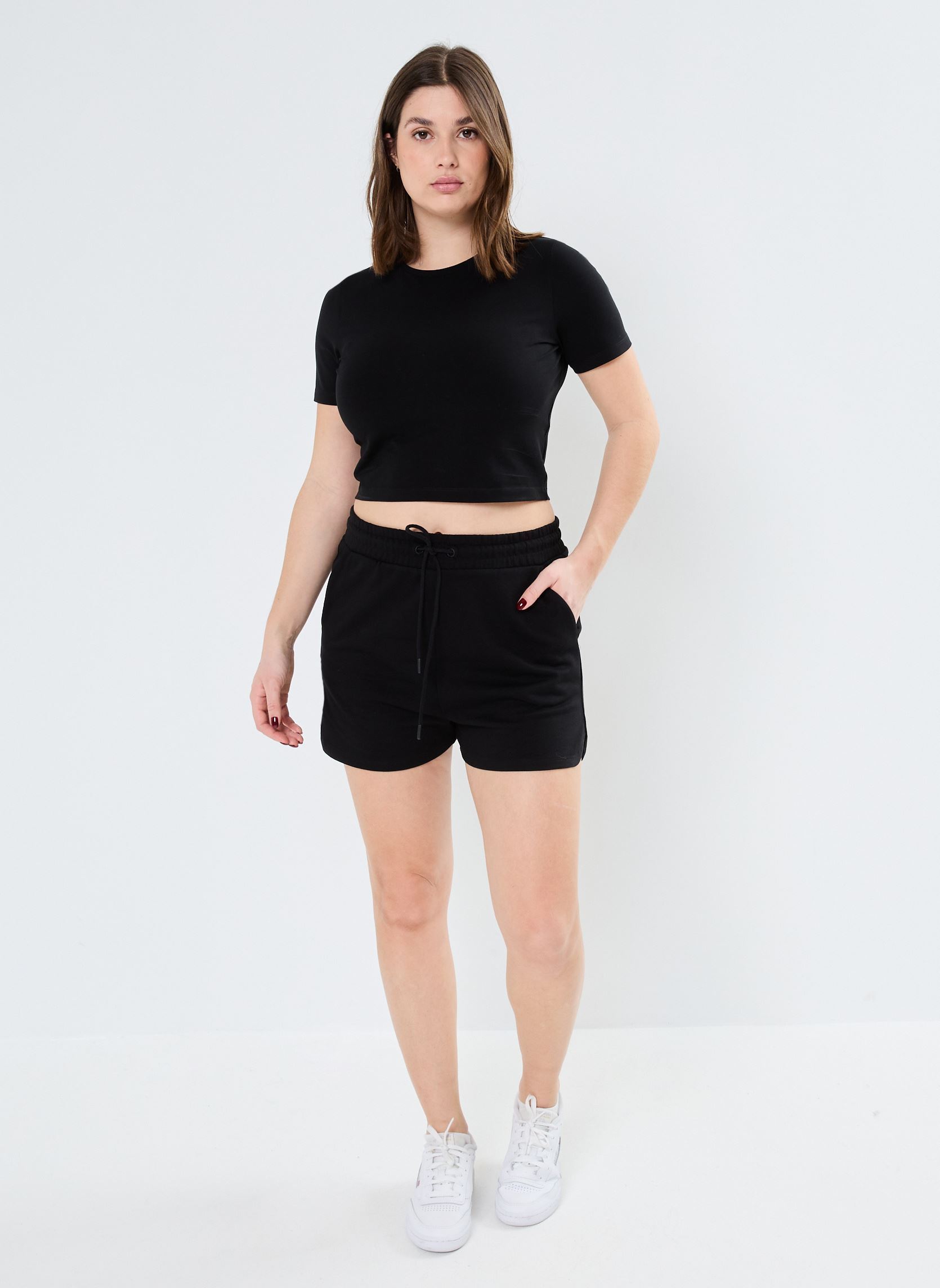 Shorts SHORT-SPORTSWEAR dames zwart MADE BY Shorts SHORT-SPORTSWEAR dames zwart JET BLACK