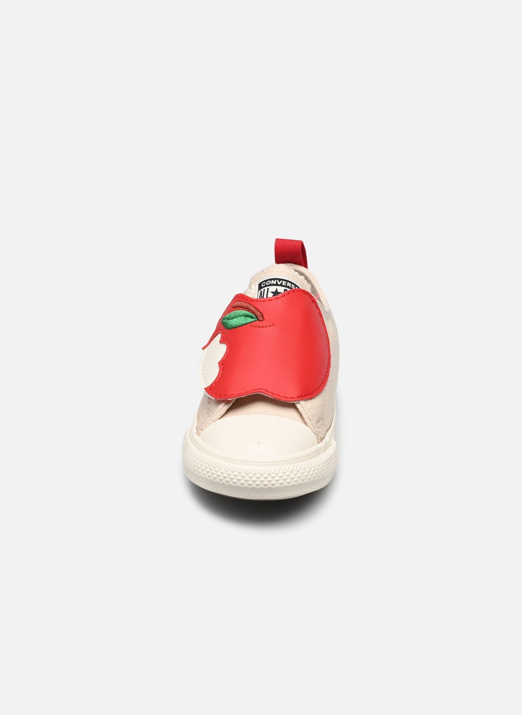 Baskets basses Chuck Taylor All Star One Strap Ox I beige Converse Baskets basses Chuck Taylor All Star One Strap Ox I beige LIGHT DUNE/RED/EGRET