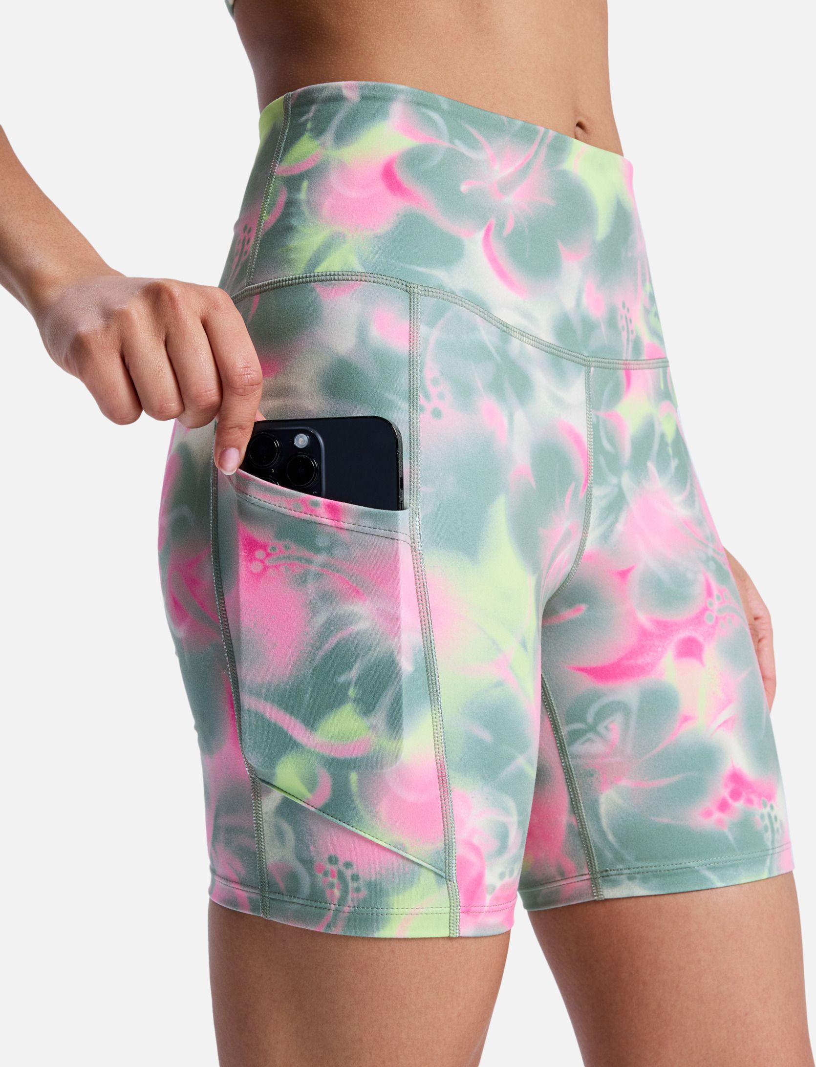 Shorts Short Biker de sport HEART INTO IT BIKER PT. femme vert Roxy Shorts Short Biker de sport HEART INTO IT BIKER PT. femme vert Vert