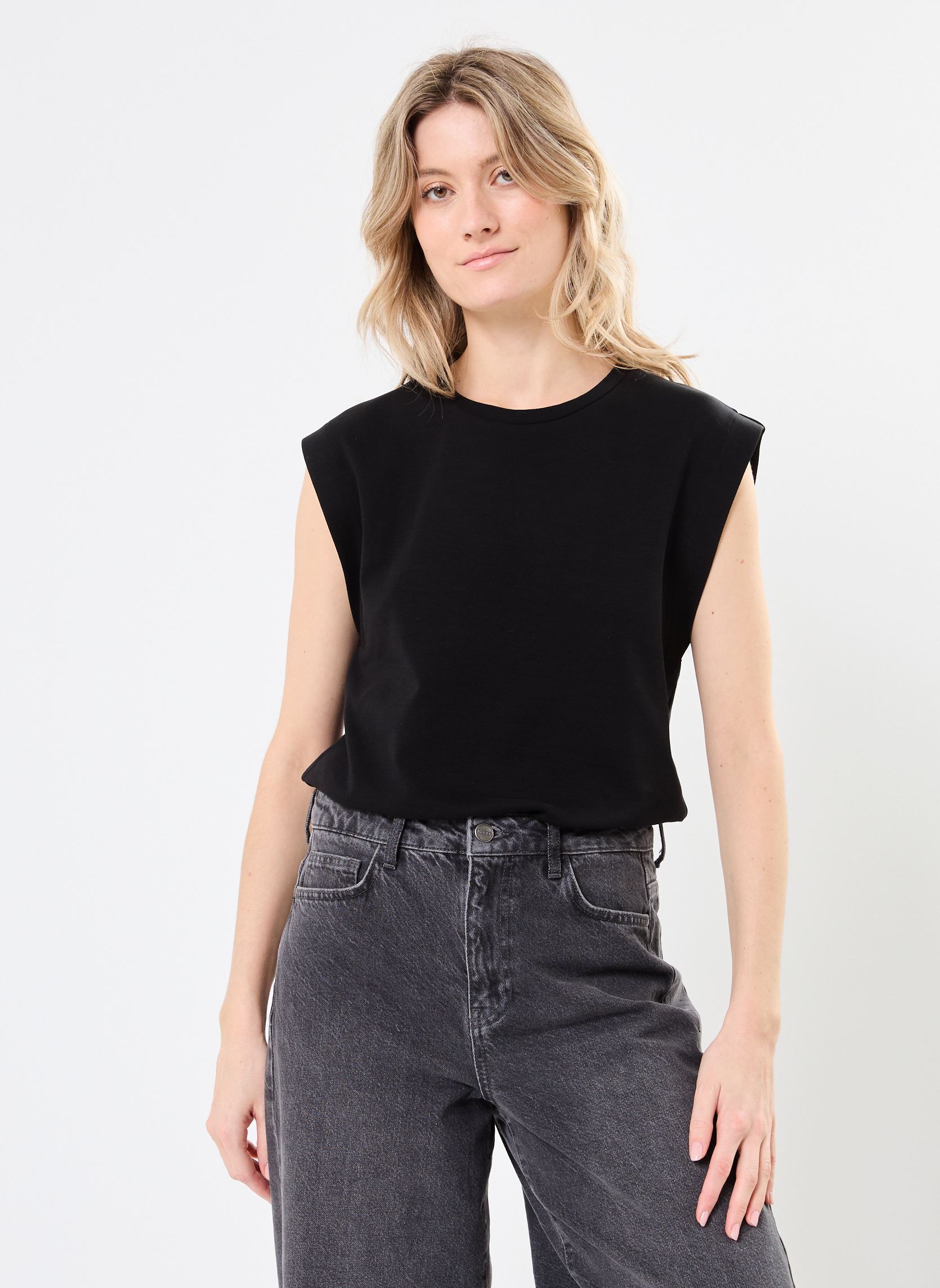 Kurzarm-T-Shirts TONYA damen schwarz MADE BY Kurzarm-T-Shirts TONYA damen schwarz Jet black