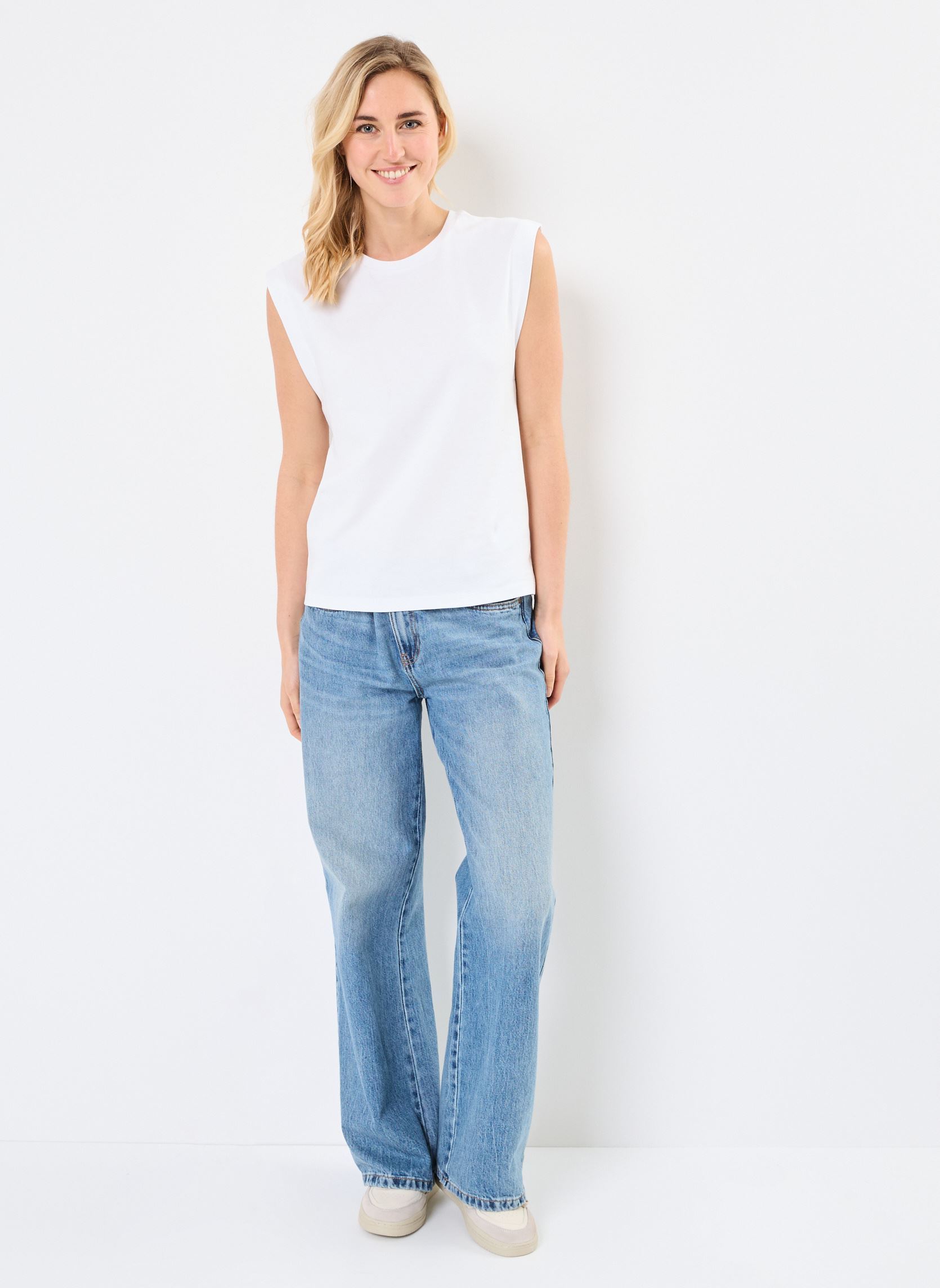 Tee-shirts manches courtes TONYA femme blanc MADE BY Tee-shirts manches courtes TONYA femme blanc Bright white