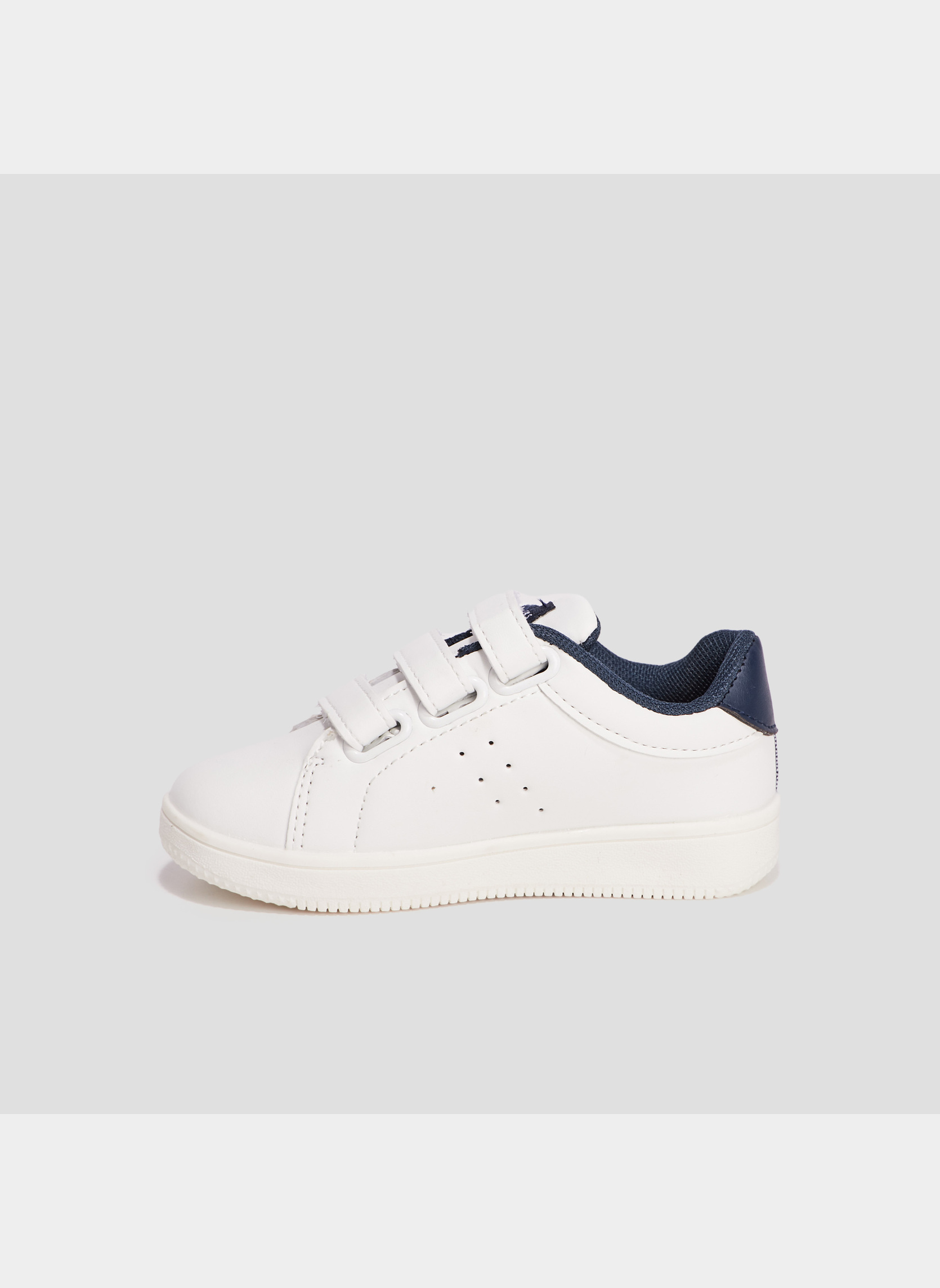 Baskets basses TRISTAN_S_MG_TB_212 garçon blanc CREEKS Baskets basses TRISTAN_S_MG_TB_212 garçon blanc Blanc