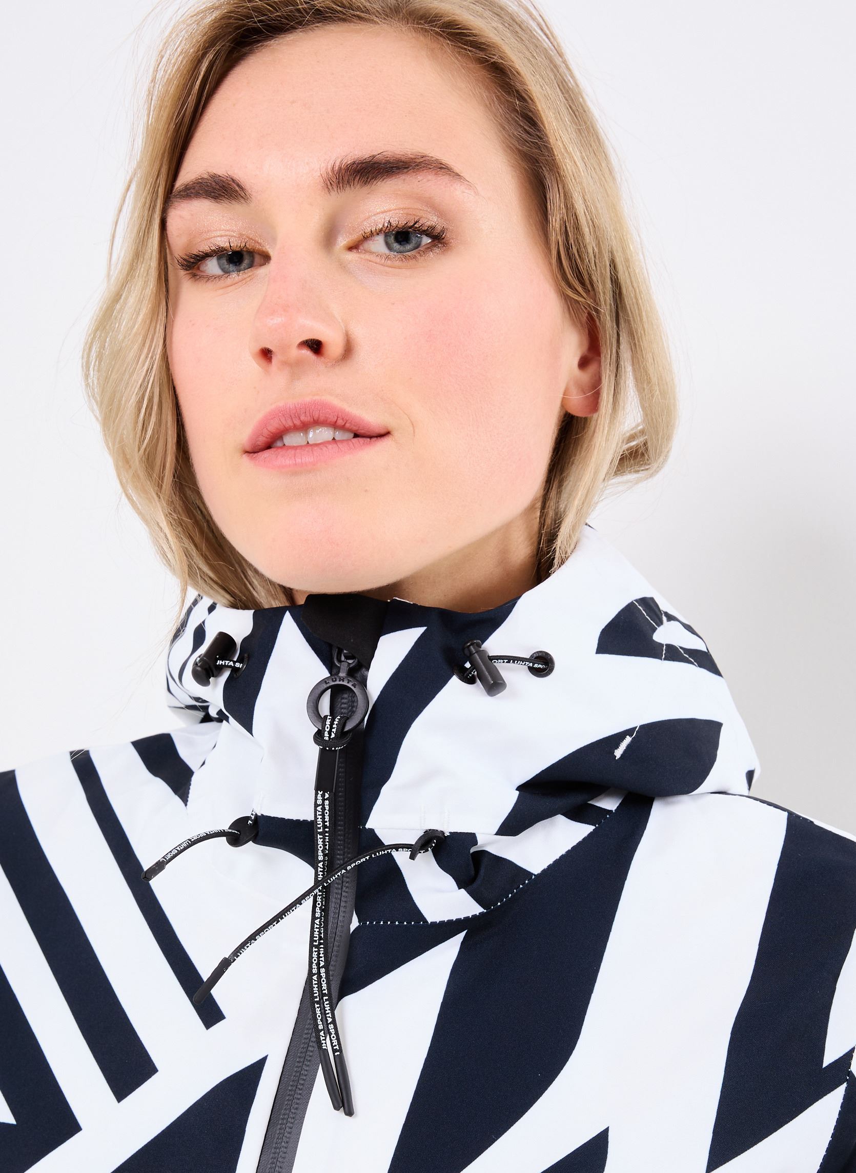 Parkas LUHTA AILIO damen weiß Luhta Parkas LUHTA AILIO damen weiß Blanc Optique