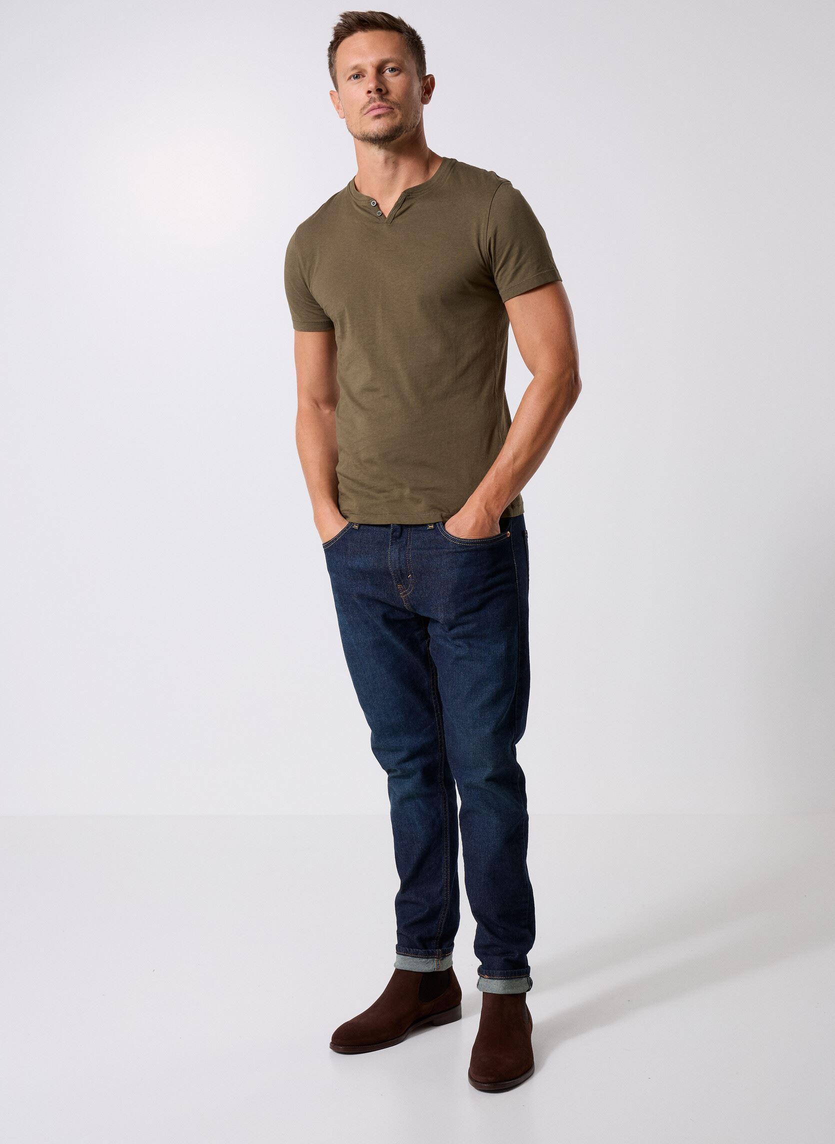 Kurzarm-T-Shirts T-SHIRT TUNISIEN herren grün MADE BY Kurzarm-T-Shirts T-SHIRT TUNISIEN herren grün Vert kaki