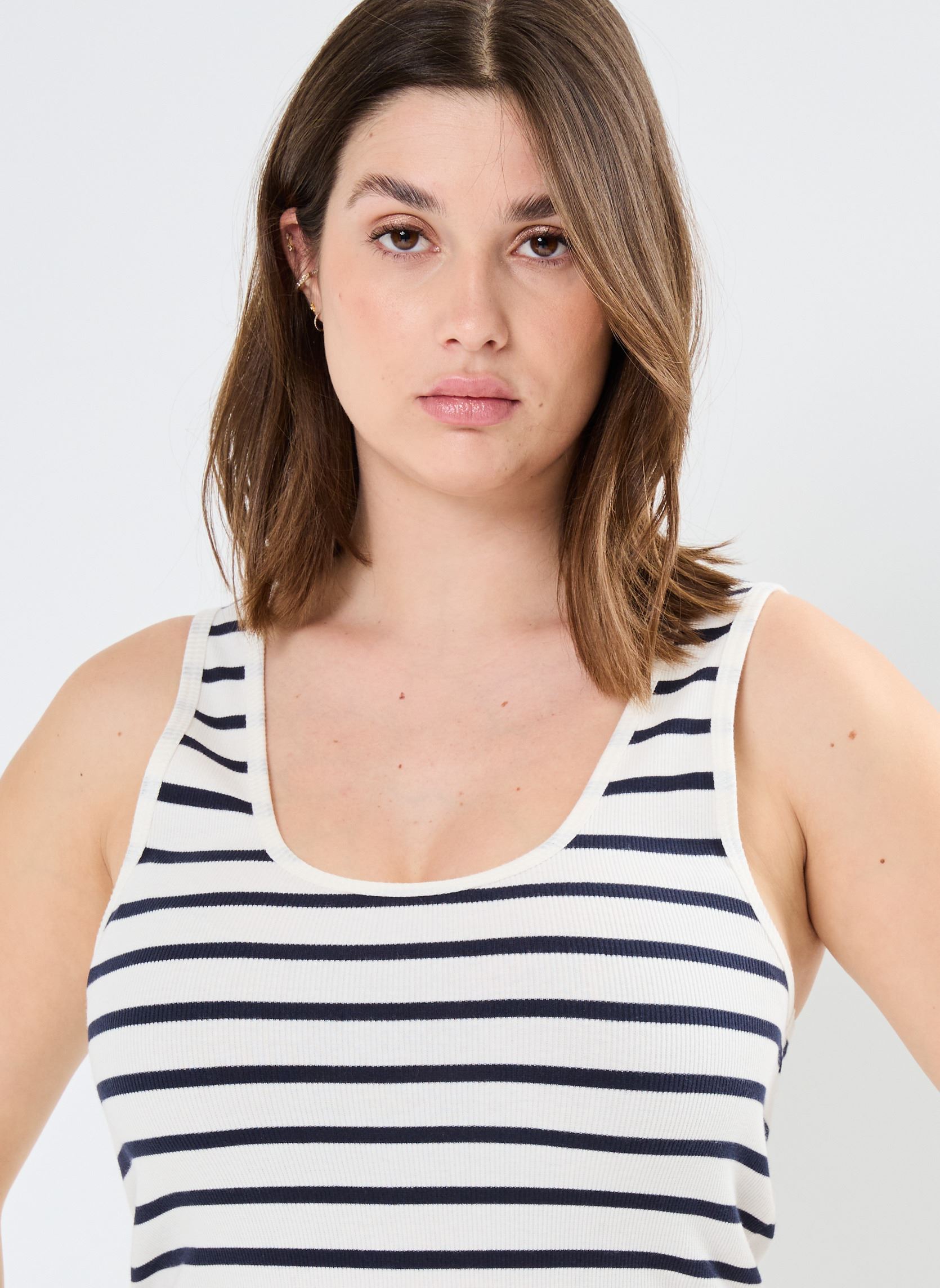 Débardeurs DEBARDEUR-TUNISIEN femme bleu MADE BY Débardeurs DEBARDEUR-TUNISIEN femme bleu IMP_RAYURE MARINE_ECRU