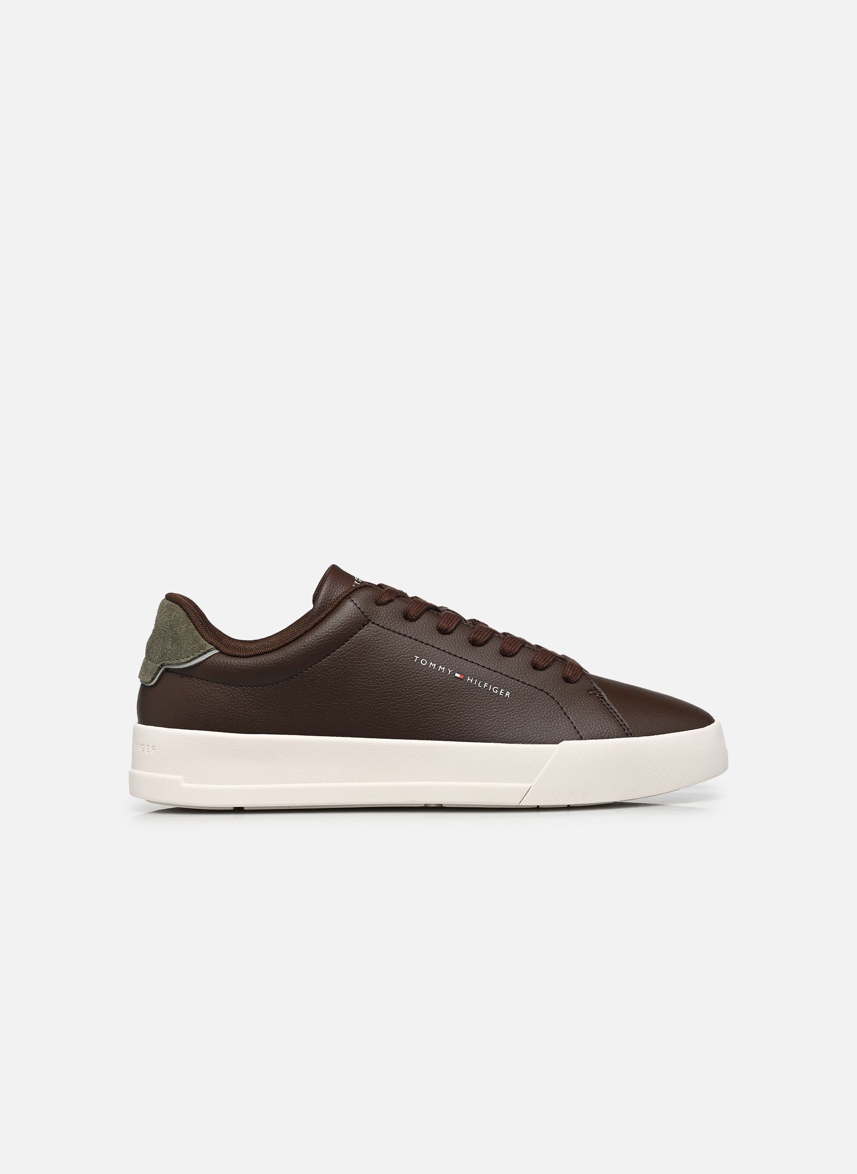 Baskets basses Th Court Lth Detail homme marron Tommy Hilfiger Baskets basses Th Court Lth Detail homme marron COCOA/PLATINUM OLIVE