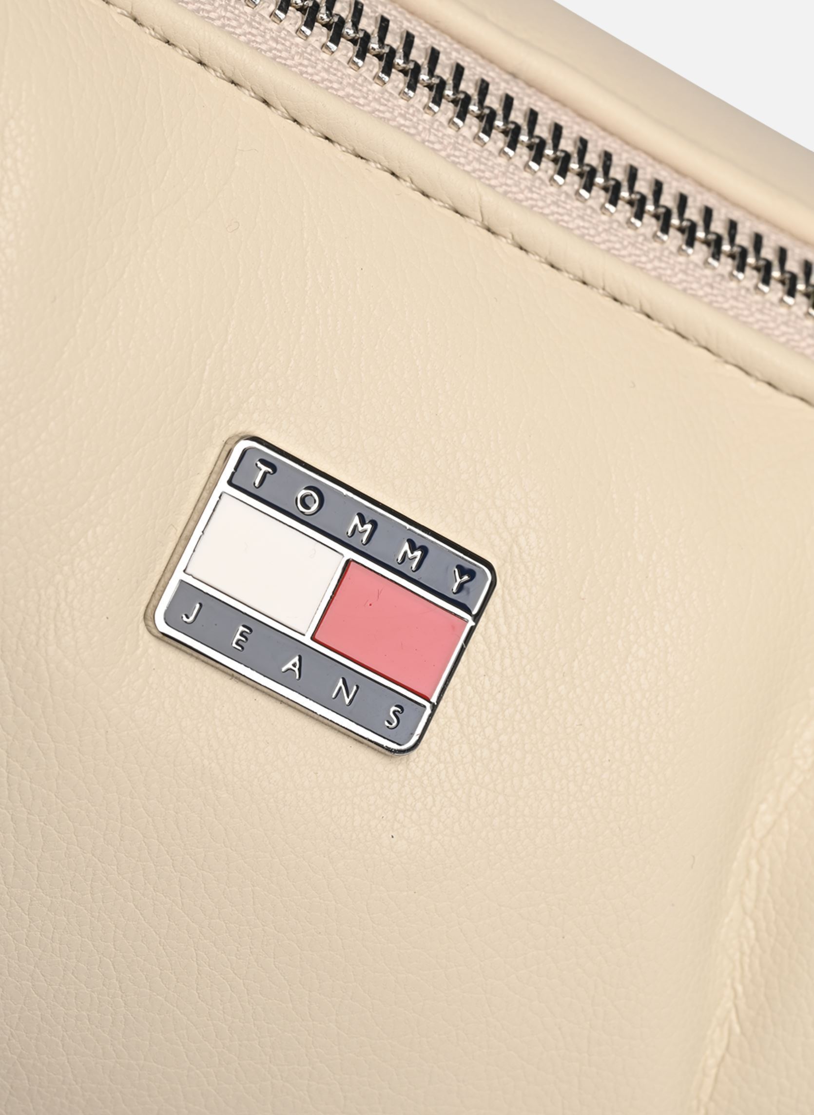 Borse a tracolla Tjw Pillow Shoulder donna beige Tommy Jeans Borse a tracolla Tjw Pillow Shoulder donna beige NEWSPRINT