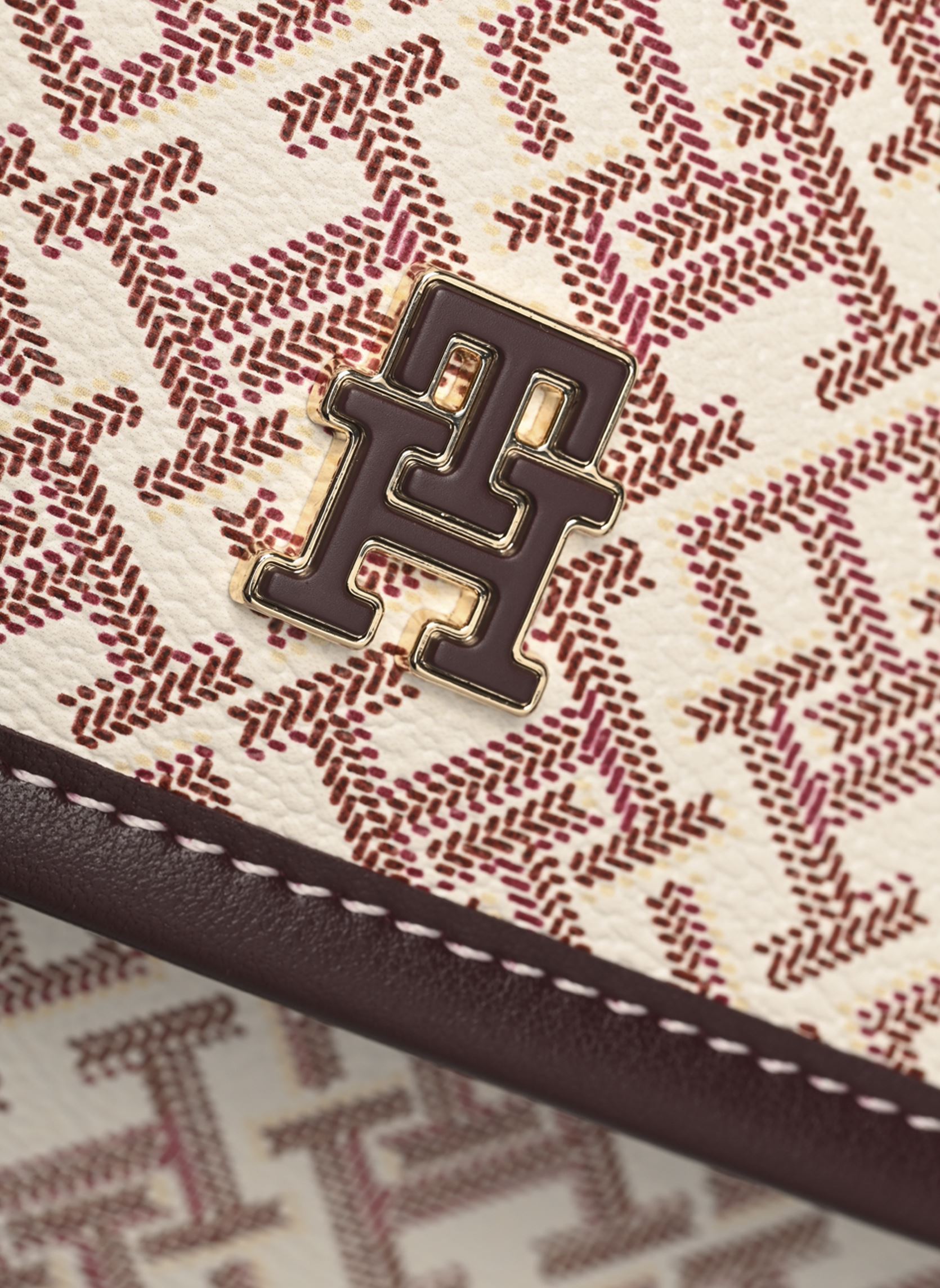Schoudertassen Th Monoplay Le Flap dames bordeaux Tommy Hilfiger Schoudertassen Th Monoplay Le Flap dames bordeaux OXBLOOD