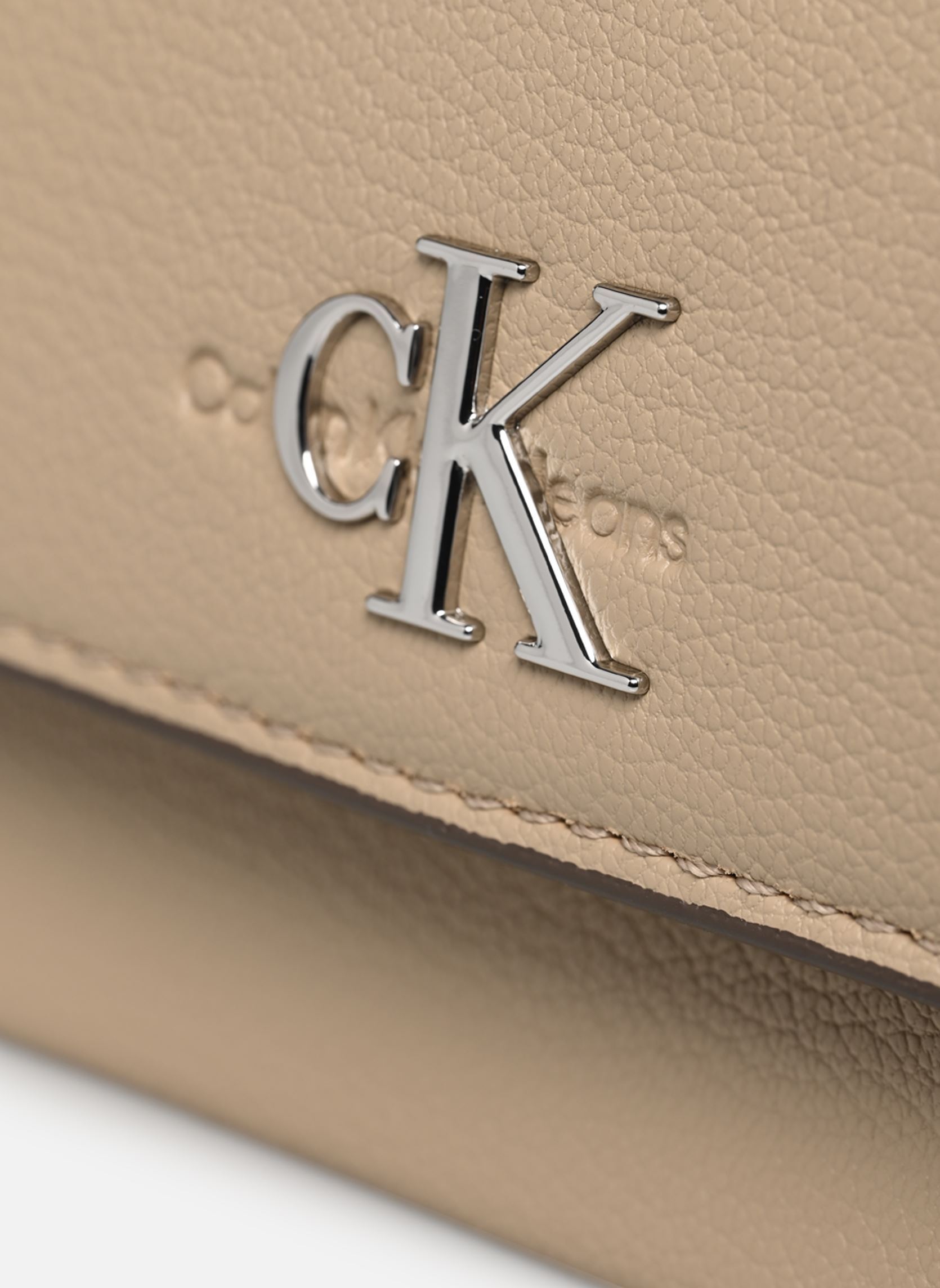 Schoudertassen Minimal Monogram Ew dames grijs Calvin Klein Schoudertassen Minimal Monogram Ew dames grijs CROCKERY