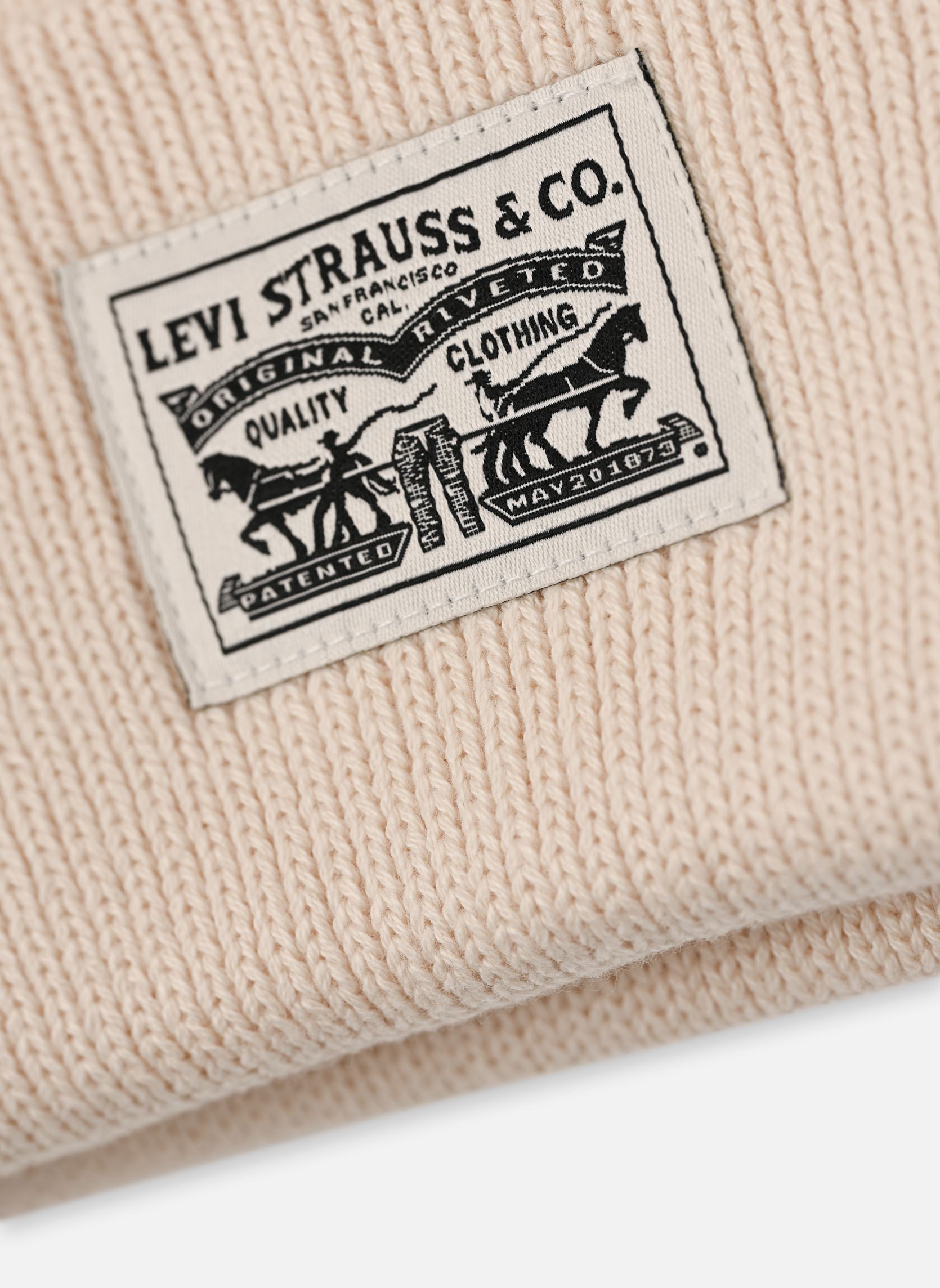 Mutsen WOMEN'S BACKPATCH BEANIE dames beige Levi's Mutsen WOMEN'S BACKPATCH BEANIE dames beige Cream