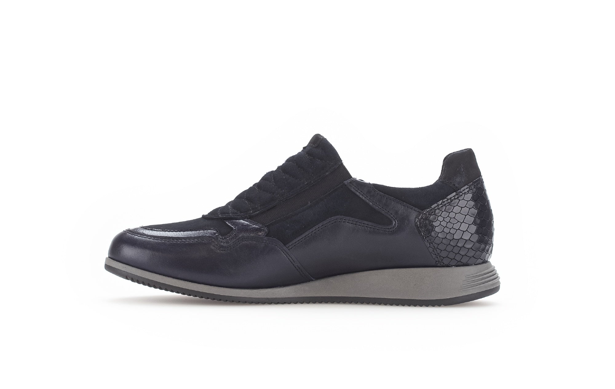 Baskets basses 56.408 femme bleu Gabor Baskets basses 56.408 femme bleu Bleu marine