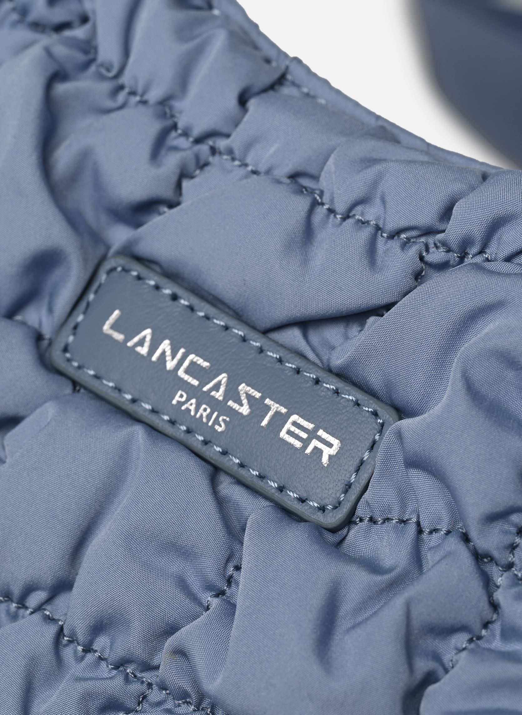 Sacs bandoulière Sac baguette Zippé Chouchou Bubble femme bleu Lancaster Sacs bandoulière Sac baguette Zippé Chouchou Bubble femme bleu BLEU