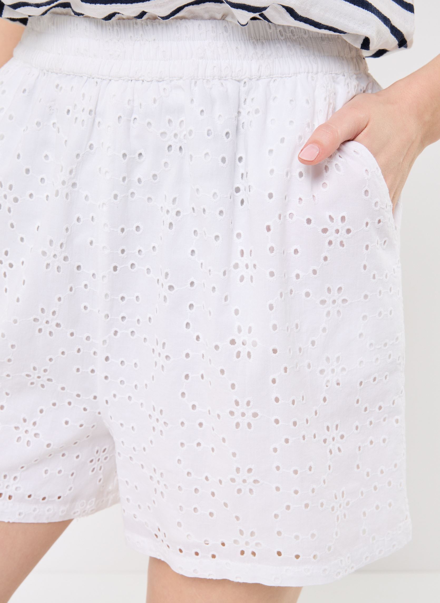 Pantaloncini SILMICA short donna bianco Georgia Rose Pantaloncini SILMICA short donna bianco LUCENT WHITE