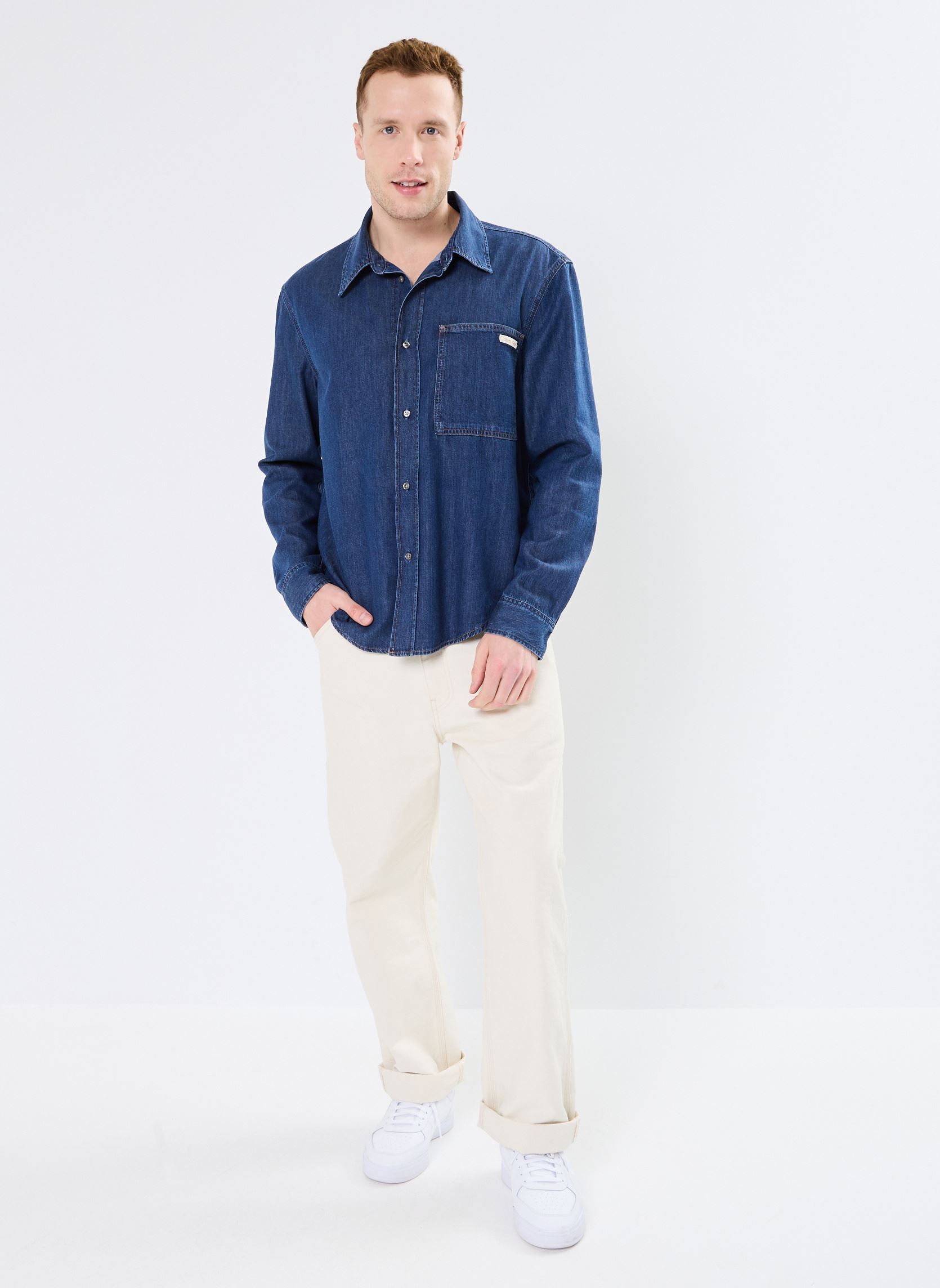 Chemises Regular Denim Shirt J30J327022 homme bleu Calvin Klein Jeans Chemises Regular Denim Shirt J30J327022 homme bleu DENIM RINSE