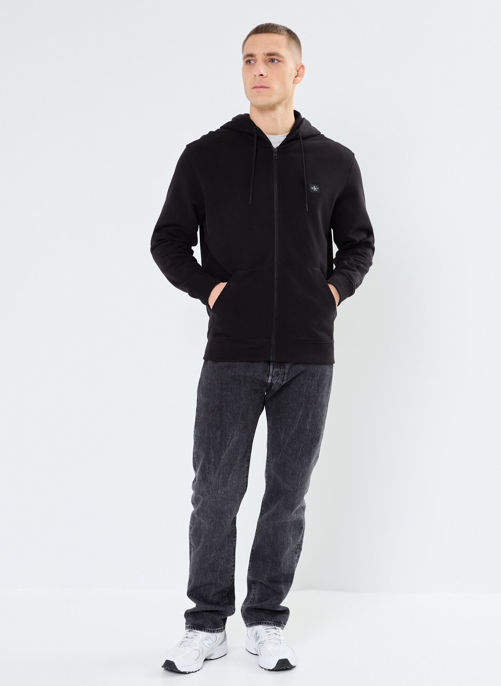 Sweats zippés Woven Label Zip Thro J30J326858 homme noir Calvin Klein Jeans Sweats zippés Woven Label Zip Thro J30J326858 homme noir CK BLACK