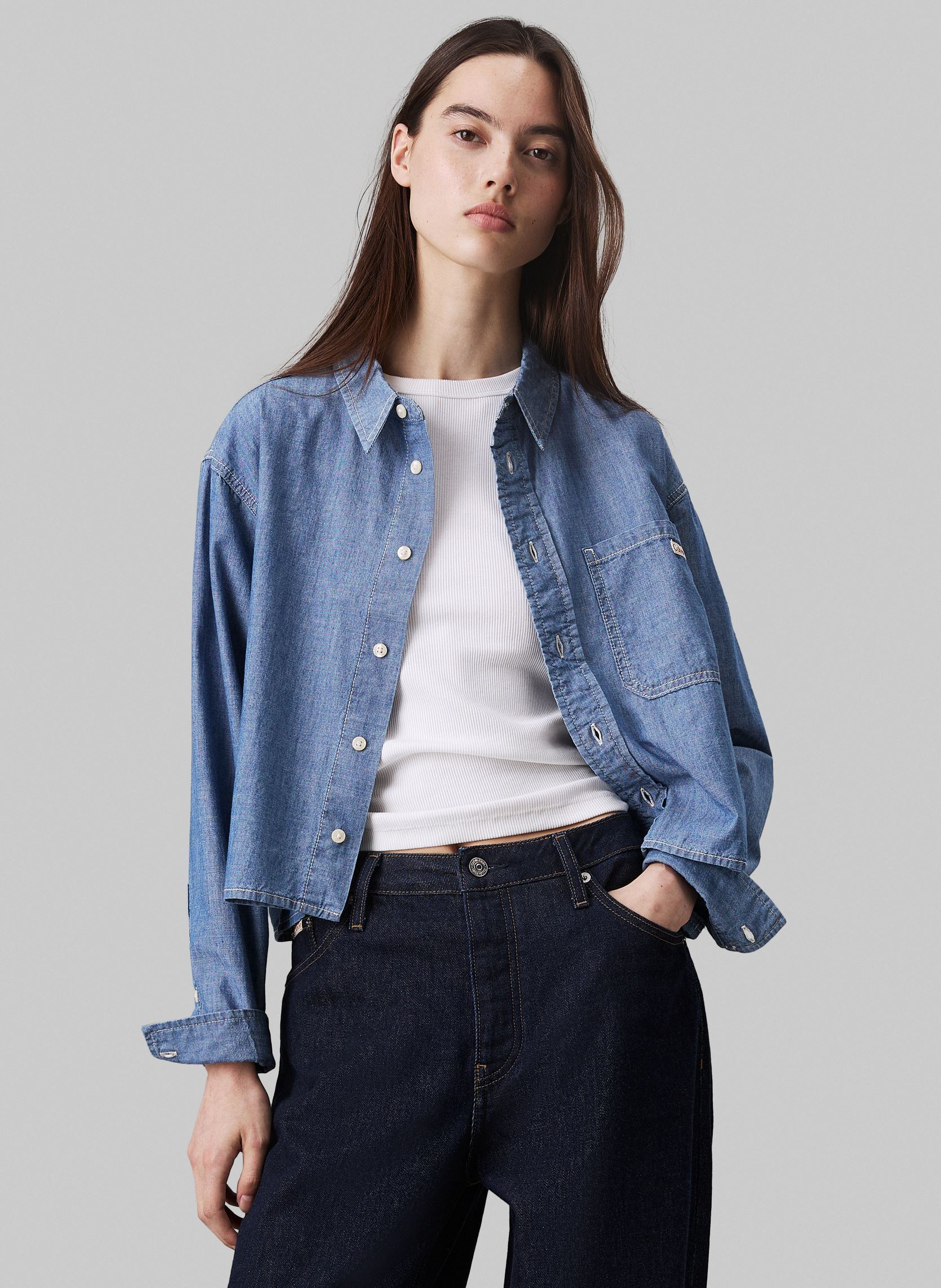 Vêtements Calvin Klein Jeans Cropped Dad Sh J20J225011 pour Accessoires