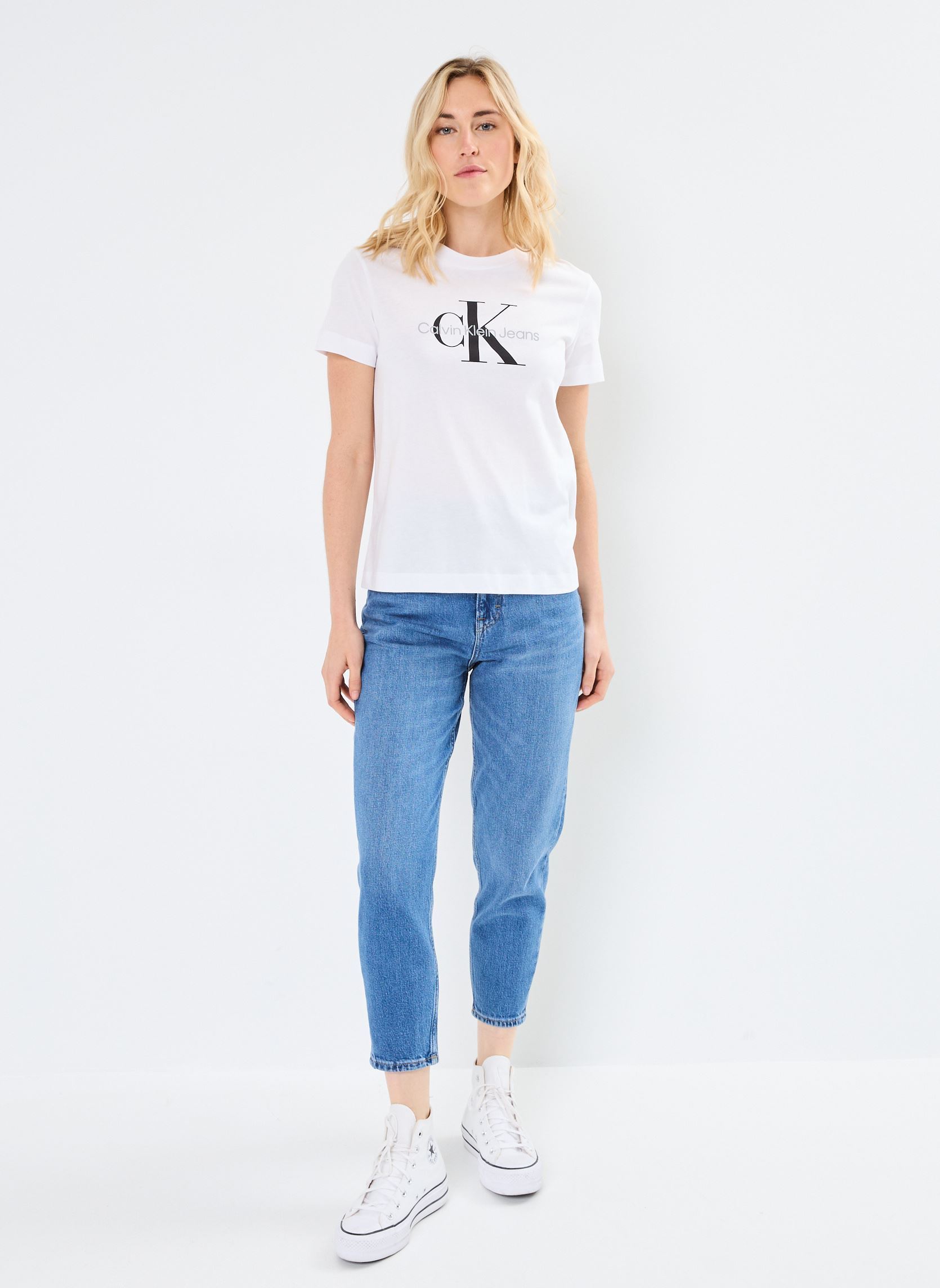 Tee-shirts manches courtes Core Monologo Regula J20J219142 femme blanc Calvin Klein Jeans Tee-shirts manches courtes Core Monologo Regula J20J219142 femme blanc BRIGHT WHITE