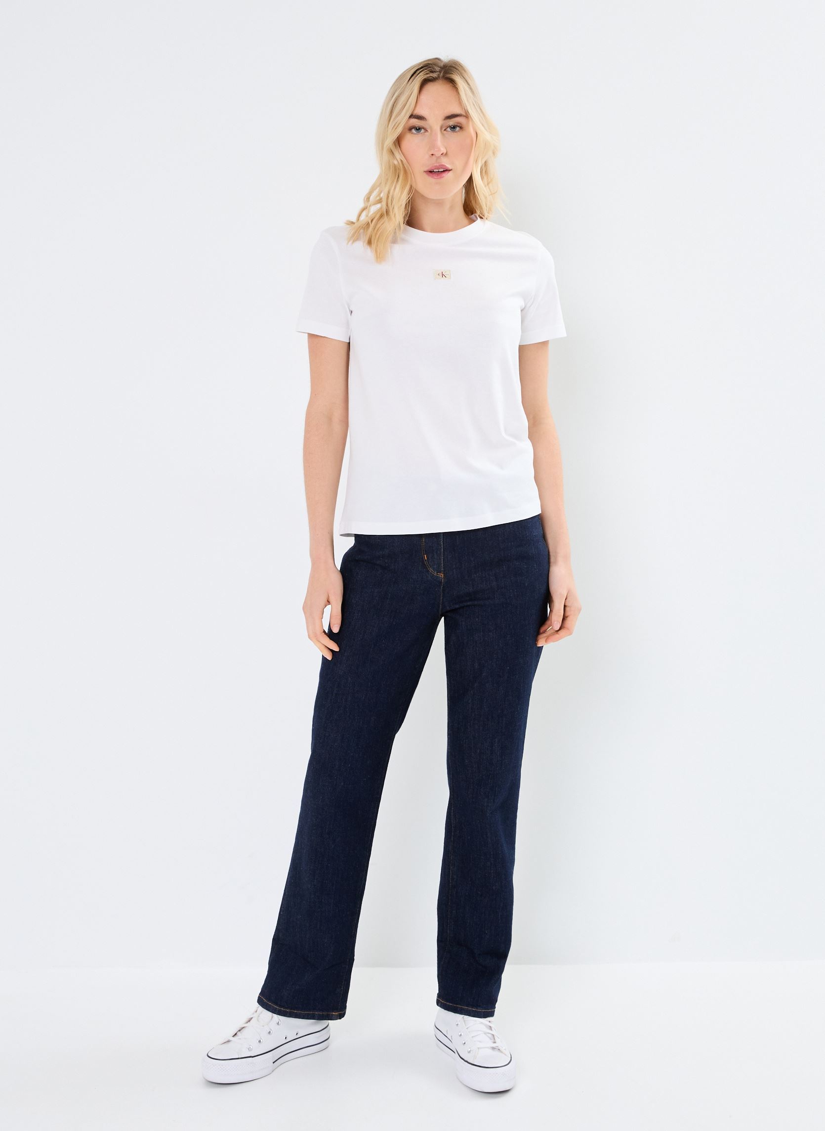 Tee-shirts manches courtes Woven Label Regular J20J225084 femme blanc Calvin Klein Jeans Tee-shirts manches courtes Woven Label Regular J20J225084 femme blanc BRIGHT WHITE