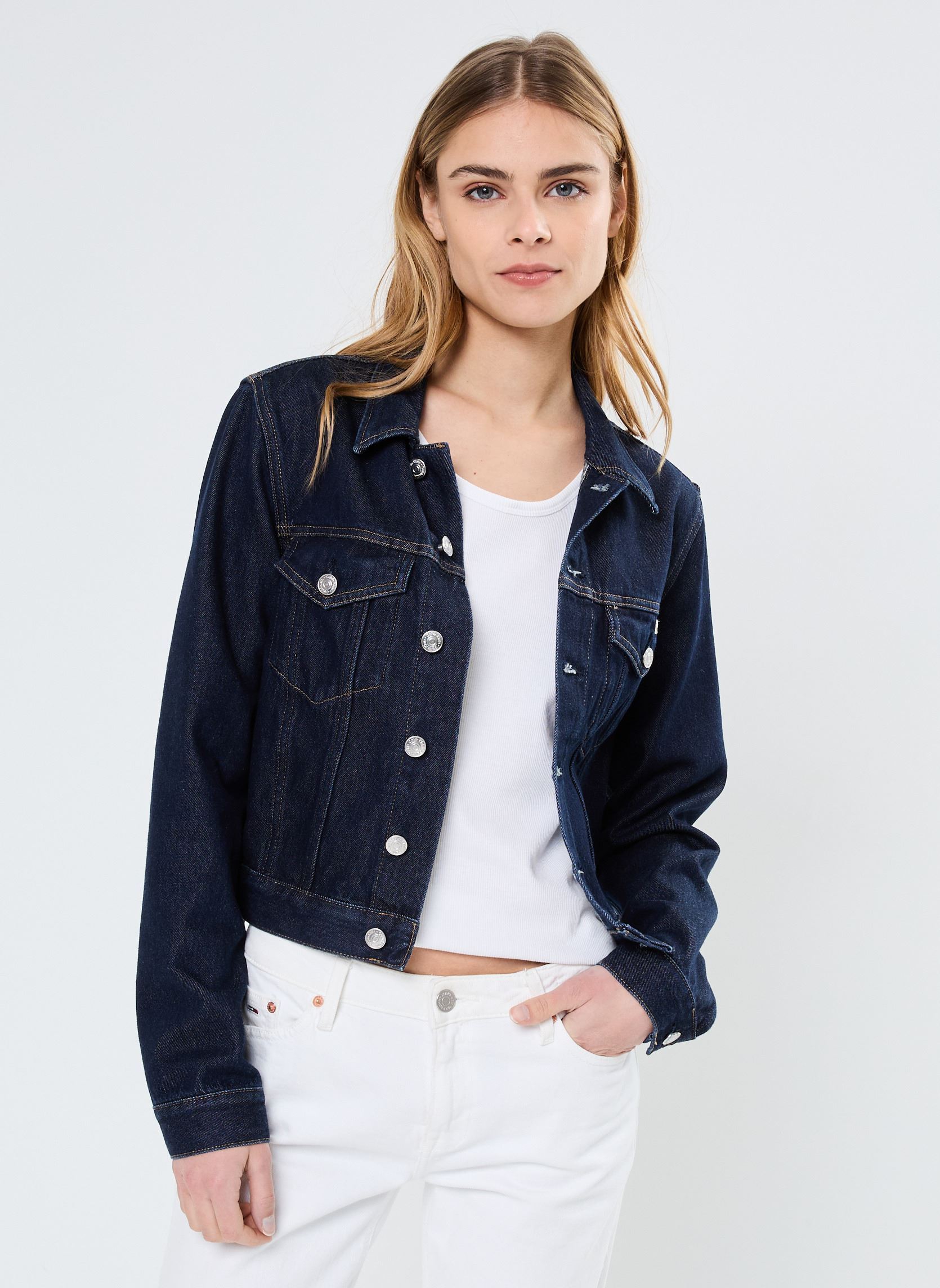 Vêtements Calvin Klein Jeans Cropped 90' J J20J225066 pour Accessoires