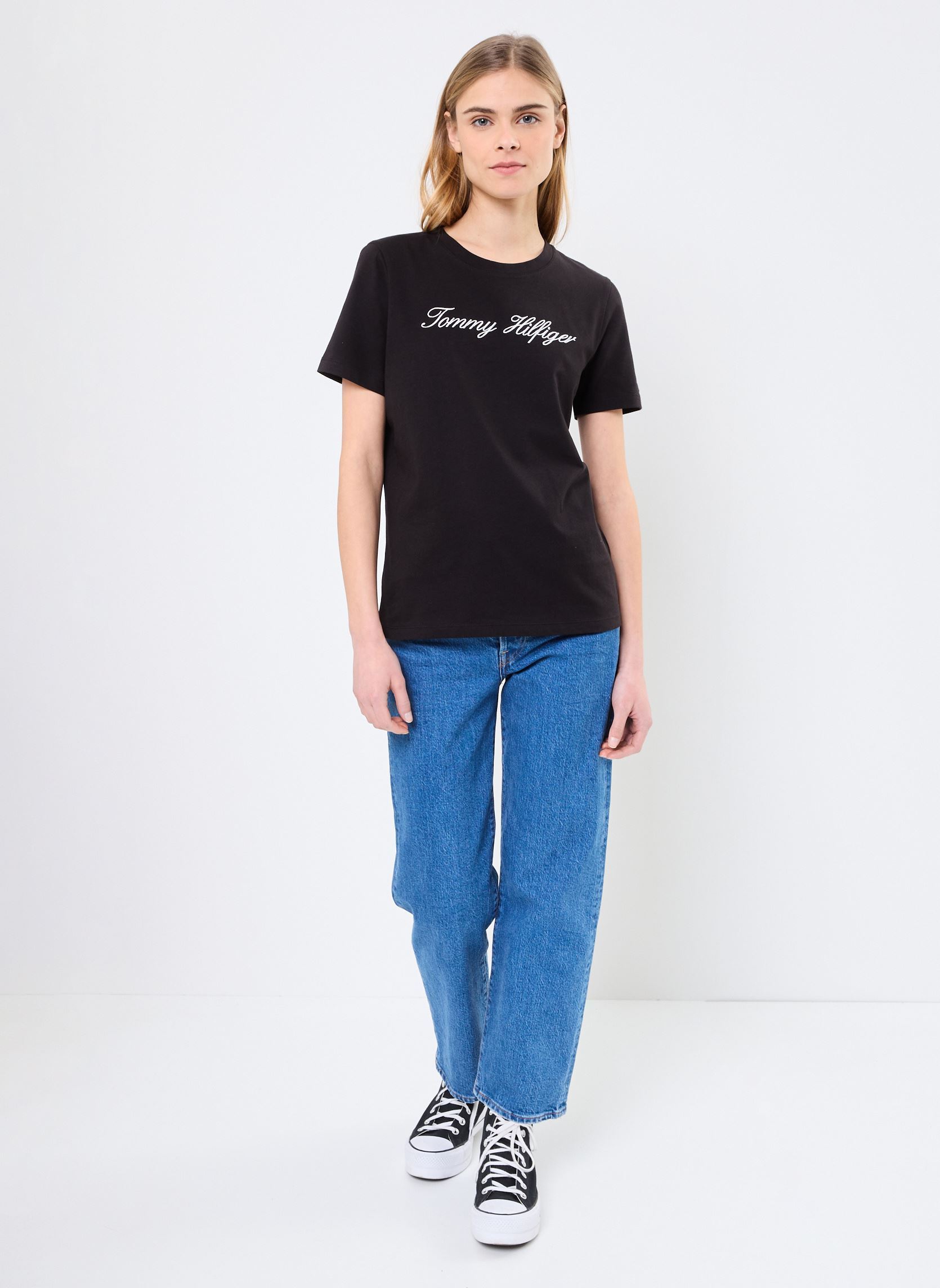 Tee-shirts manches courtes Nos Script Regular C WW0WW43459 femme noir Tommy Hilfiger Tee-shirts manches courtes Nos Script Regular C WW0WW43459 femme noir NOS BLACK