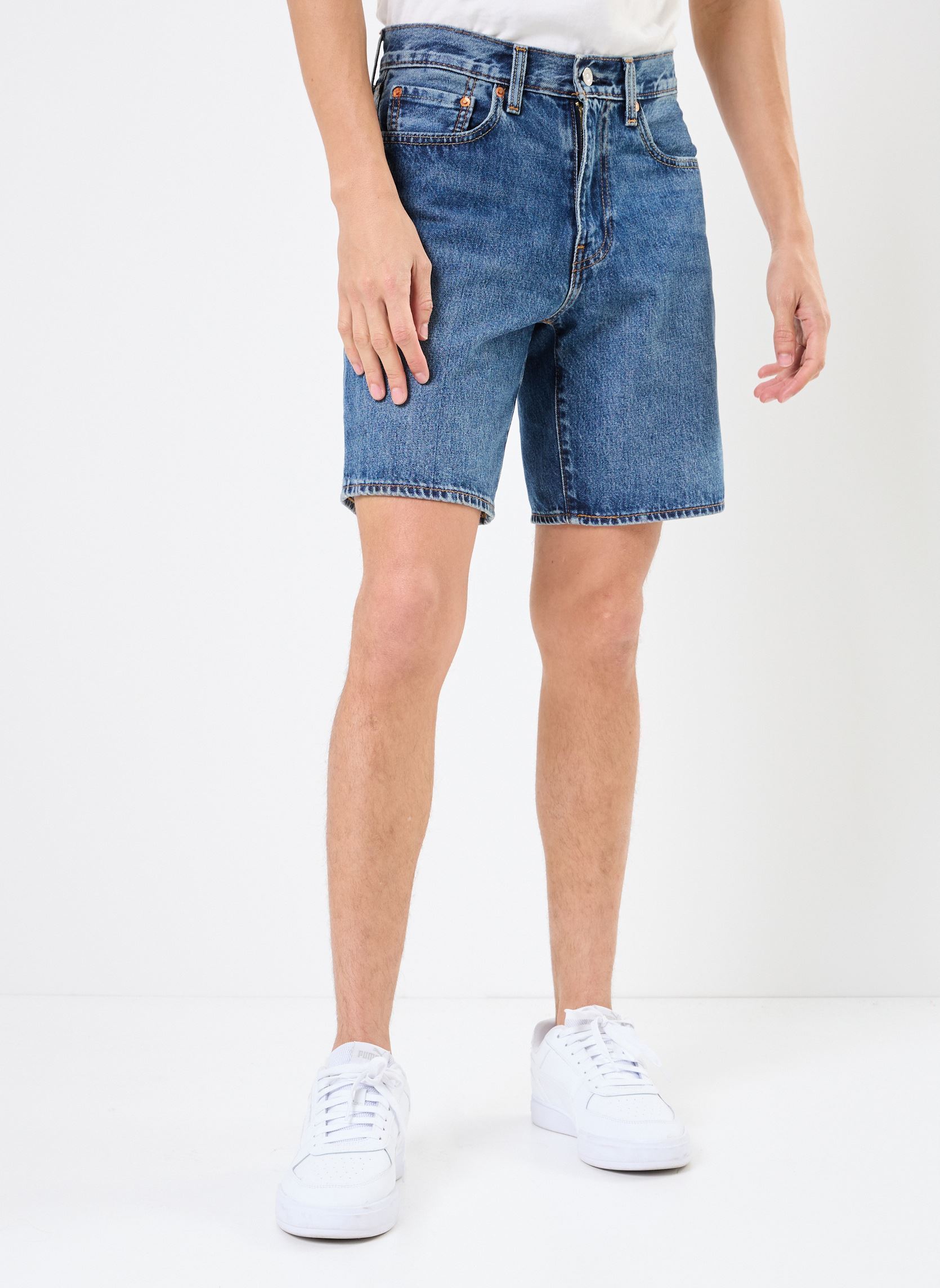 Short Levis A8461 0003 468 STAY LOOSE PICNIC FRIENDS US