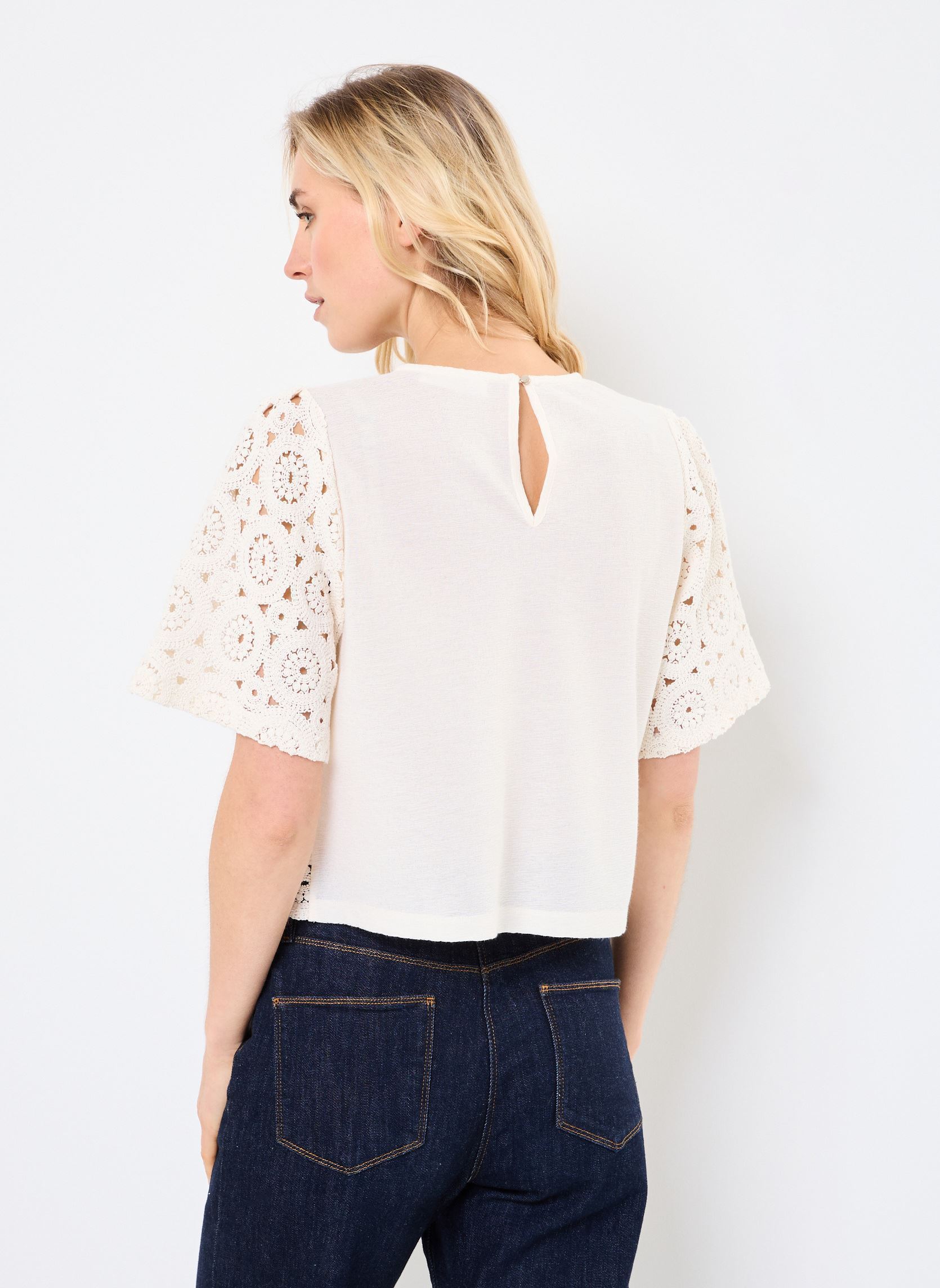 Blouses manches courtes CTOP-BRODERIE femme beige Georgia Rose Blouses manches courtes CTOP-BRODERIE femme beige White Swan