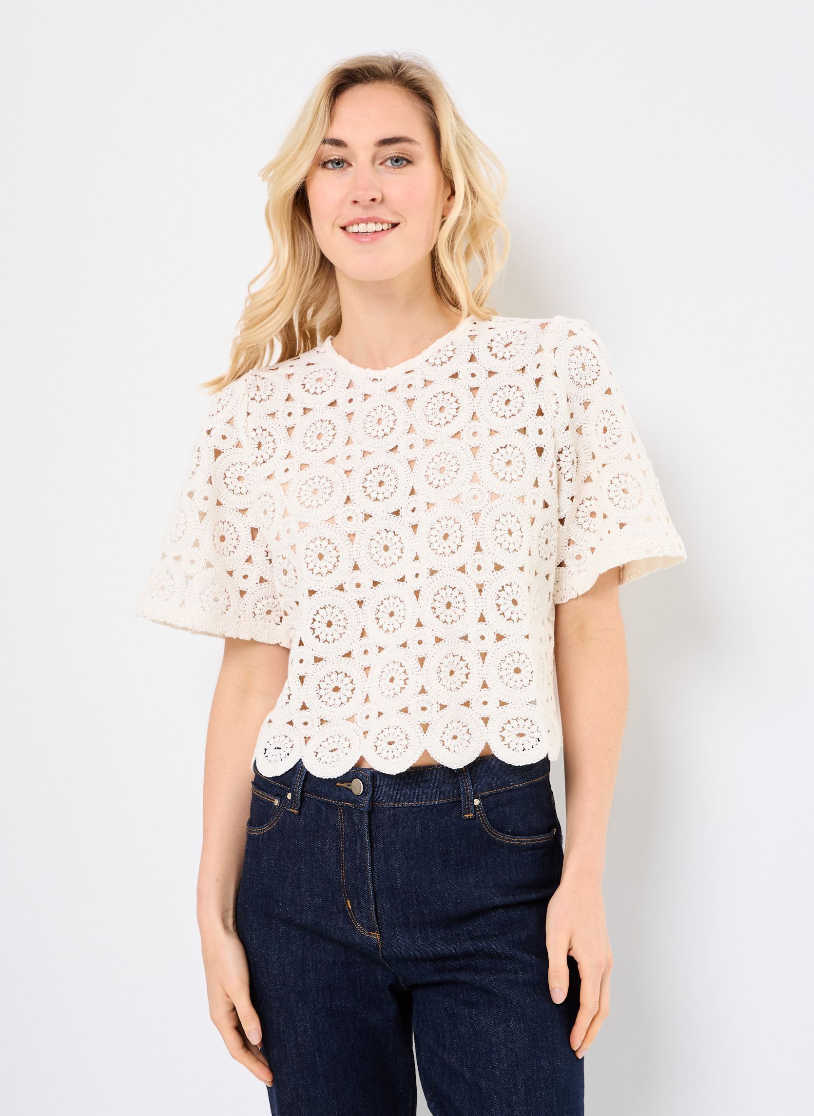 Blouses manches courtes CTOP-BRODERIE femme beige Georgia Rose Blouses manches courtes CTOP-BRODERIE femme beige White Swan