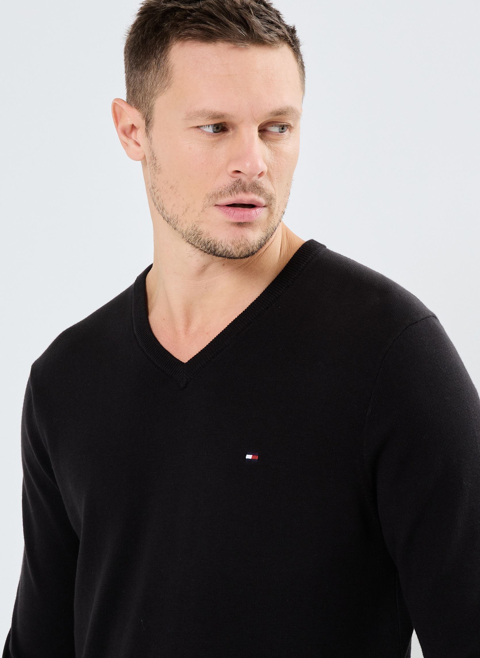 Pulls Essential Cotton V N MW0MW14745 homme noir Tommy Hilfiger Pulls Essential Cotton V N MW0MW14745 homme noir BLACK
