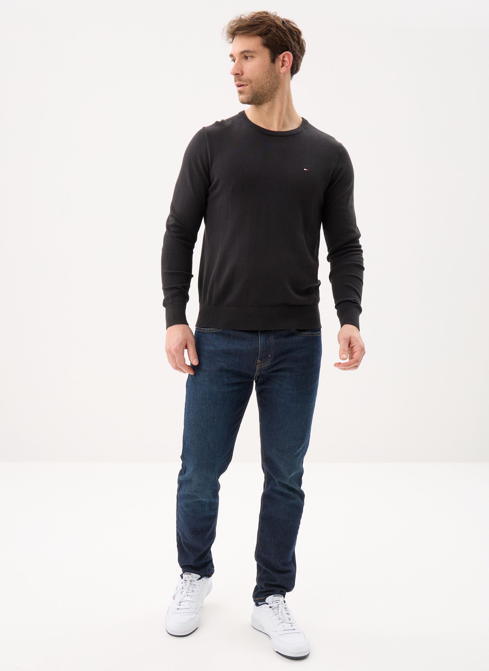 Pulls Core Essential Cotto MW0MW14748 homme noir Tommy Hilfiger Pulls Core Essential Cotto MW0MW14748 homme noir BLACK