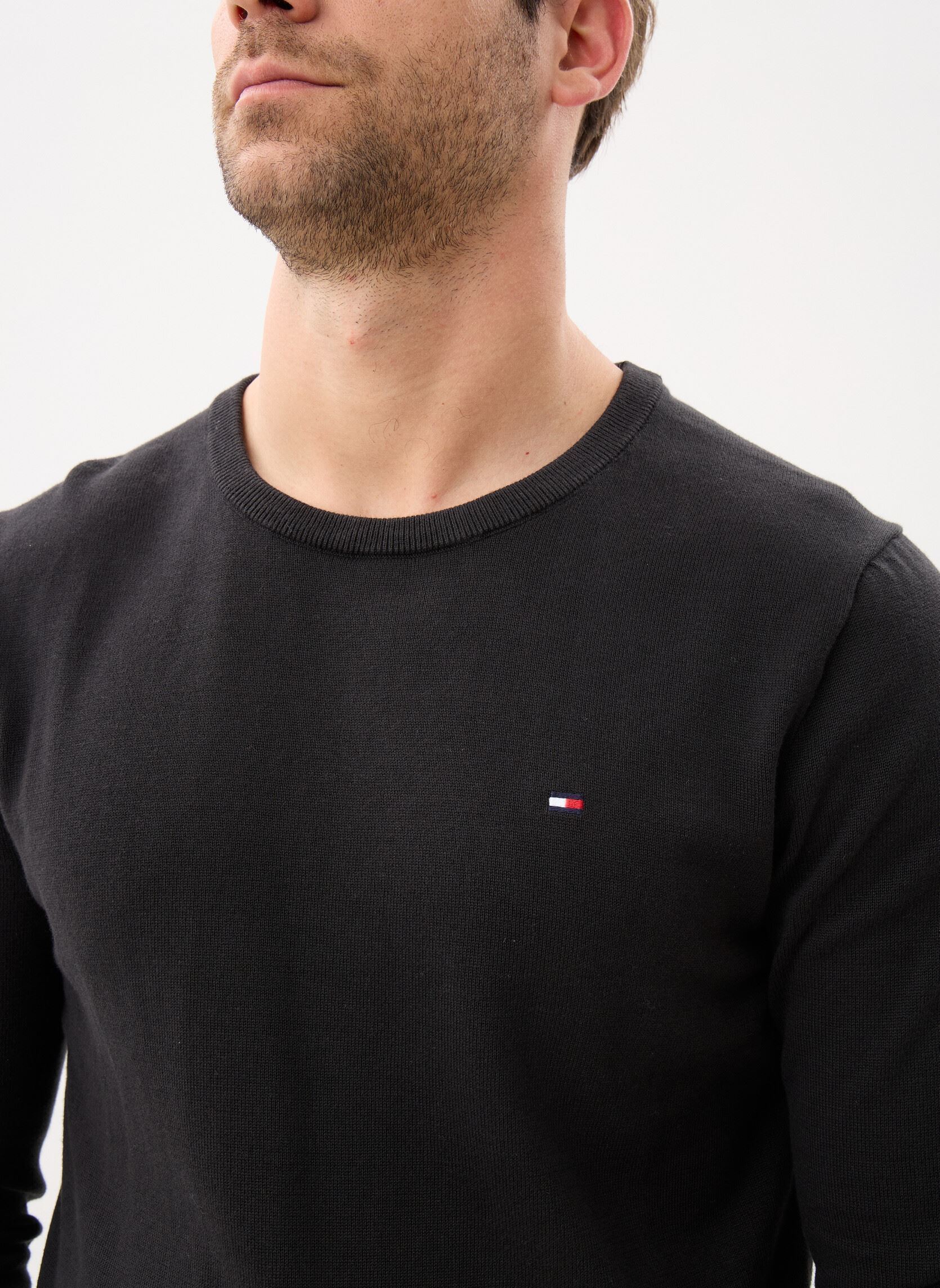 Pulls Core Essential Cotto MW0MW14748 homme noir Tommy Hilfiger Pulls Core Essential Cotto MW0MW14748 homme noir BLACK