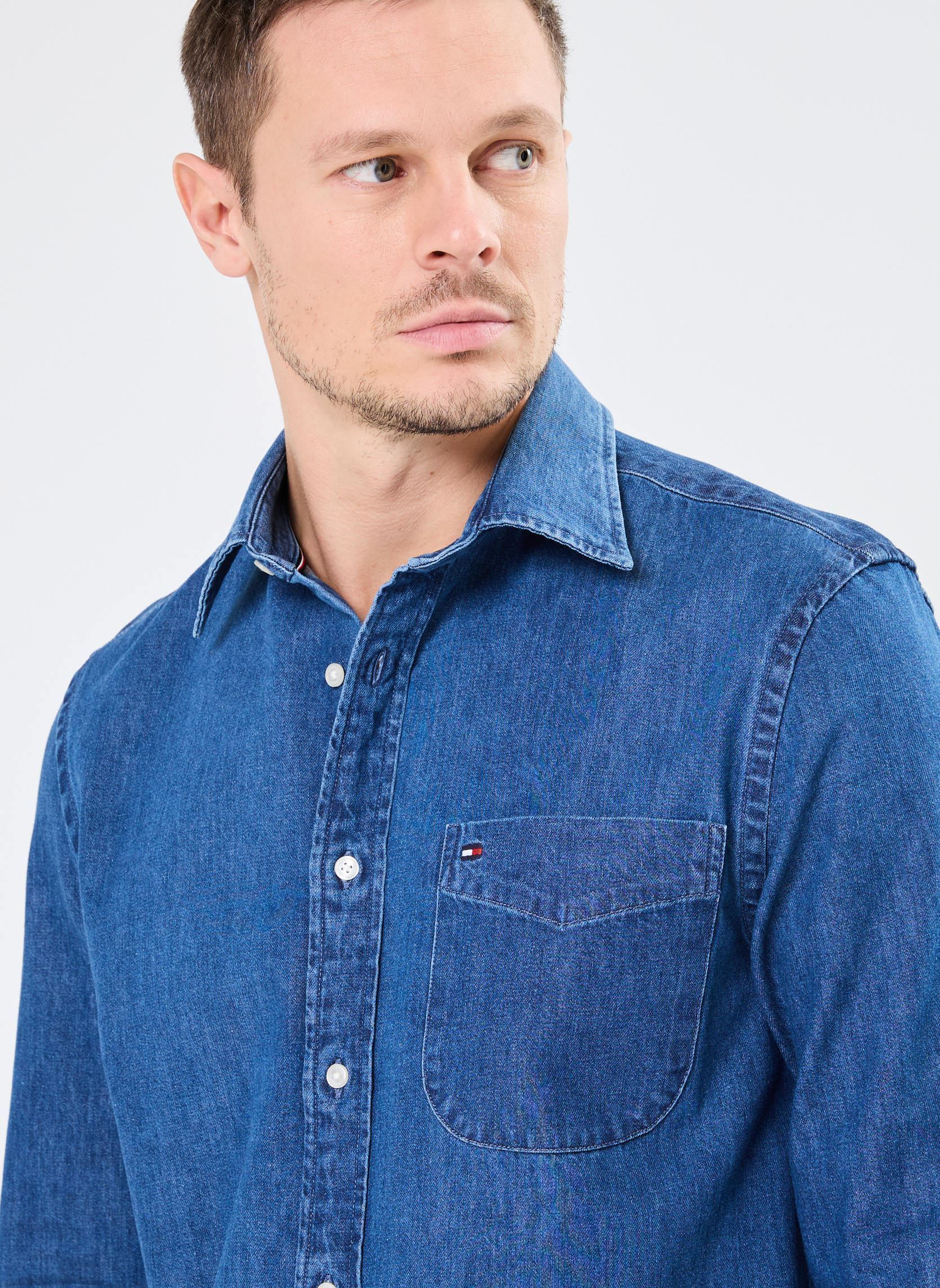 Chemises Denim Rf Shirt MW0MW37581 homme bleu Tommy Hilfiger Chemises Denim Rf Shirt MW0MW37581 homme bleu DARK BLUE DENIM
