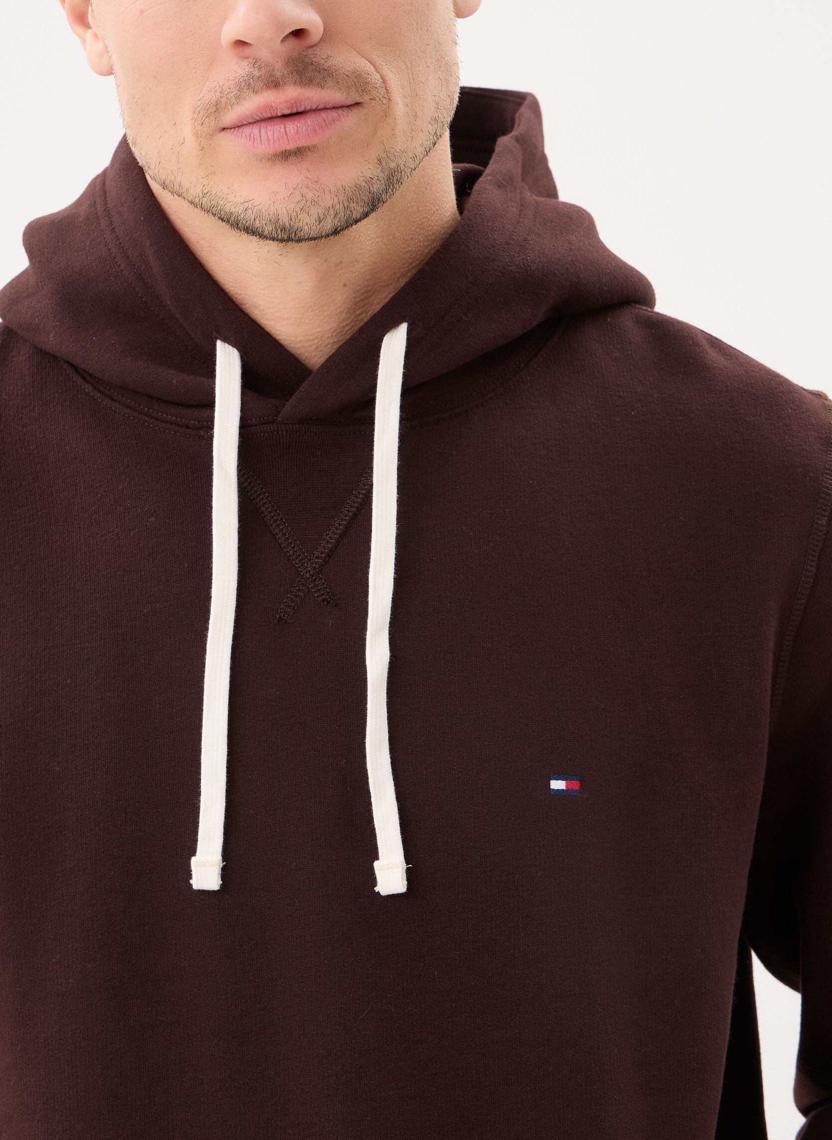 Sweats à capuche Ess Seasonal Fleece MW0MW39997 homme marron Tommy Hilfiger Sweats à capuche Ess Seasonal Fleece MW0MW39997 homme marron CHOCOLATE