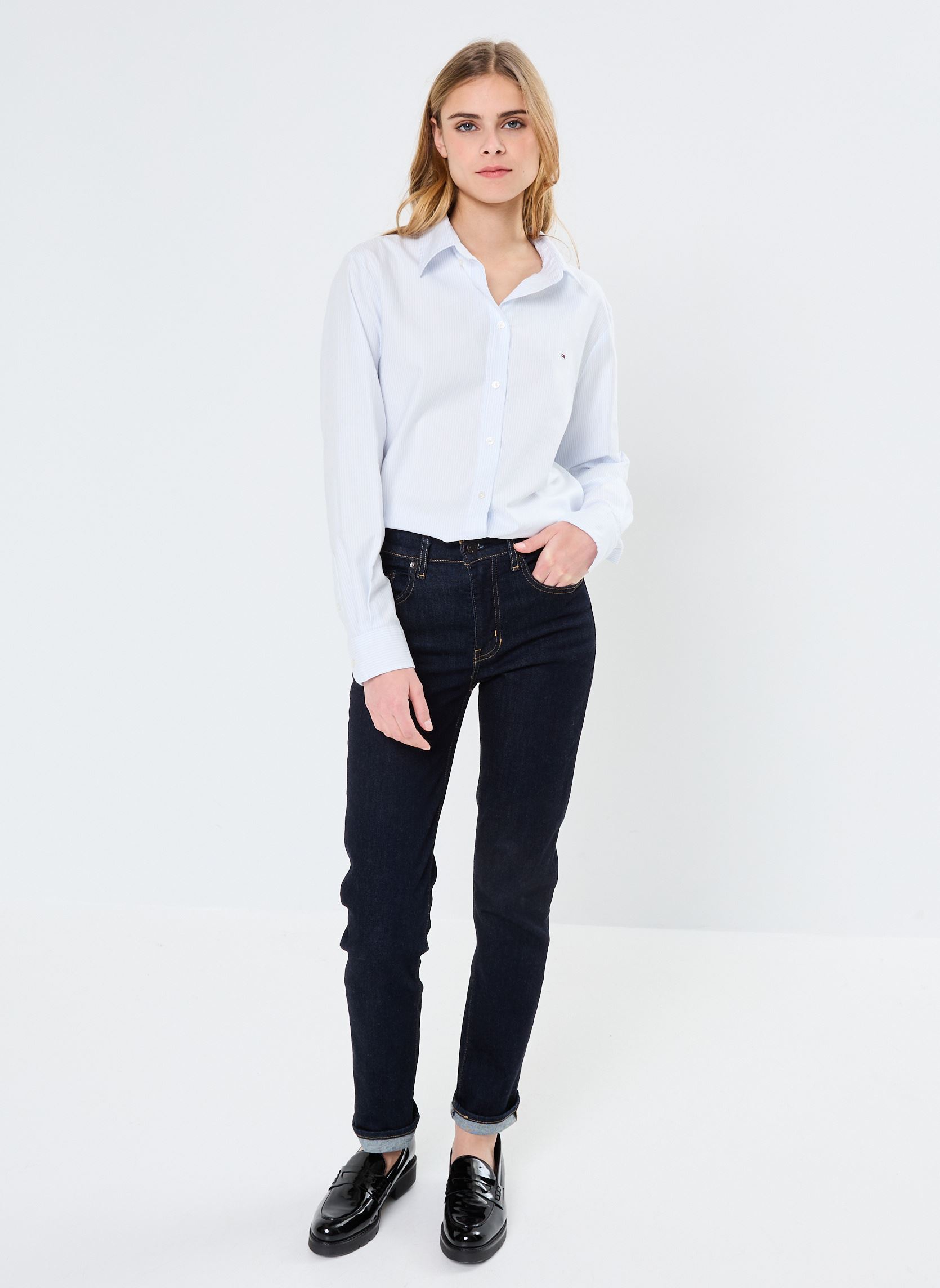 Chemises manches longues Tjw Reg Oxford Shirt DW0DW19890 femme bleu Tommy Jeans Chemises manches longues Tjw Reg Oxford Shirt DW0DW19890 femme bleu SWEET BLUE/WHITE STRIPE