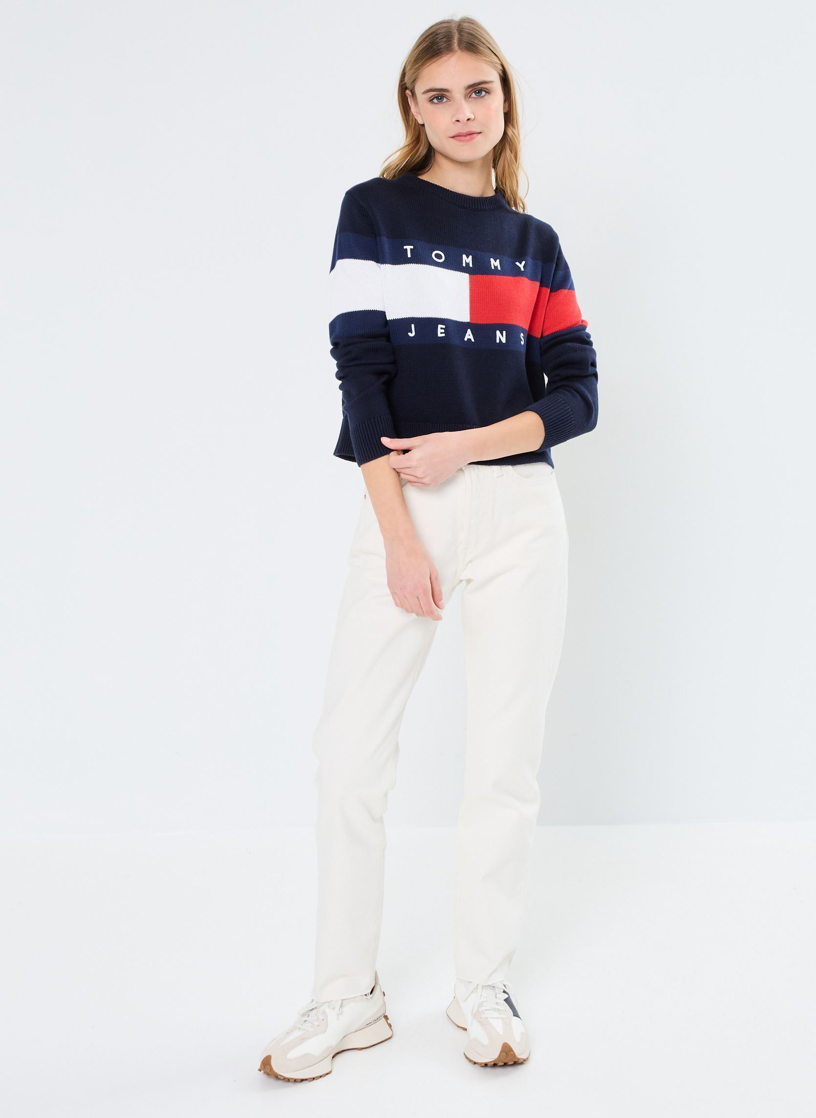 Maglioni Tjw Center Flag Swea DW0DW19335 donna blu Tommy Jeans Maglioni Tjw Center Flag Swea DW0DW19335 donna blu DARK NIGHT NAVY