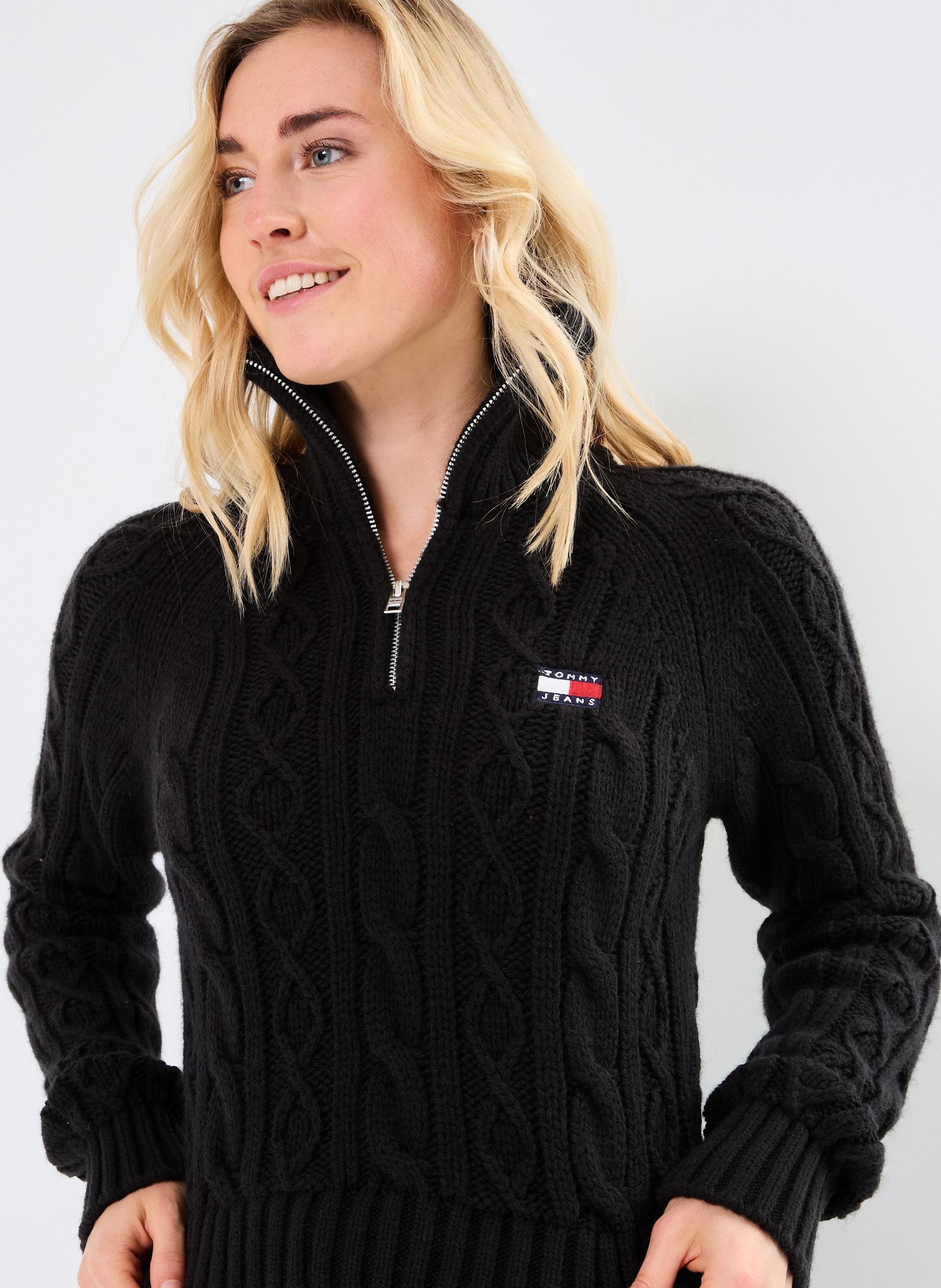 Pulls Tjw Reg 1/4 Zip Swea DW0DW20269 femme noir Tommy Jeans Pulls Tjw Reg 1/4 Zip Swea DW0DW20269 femme noir BLACK