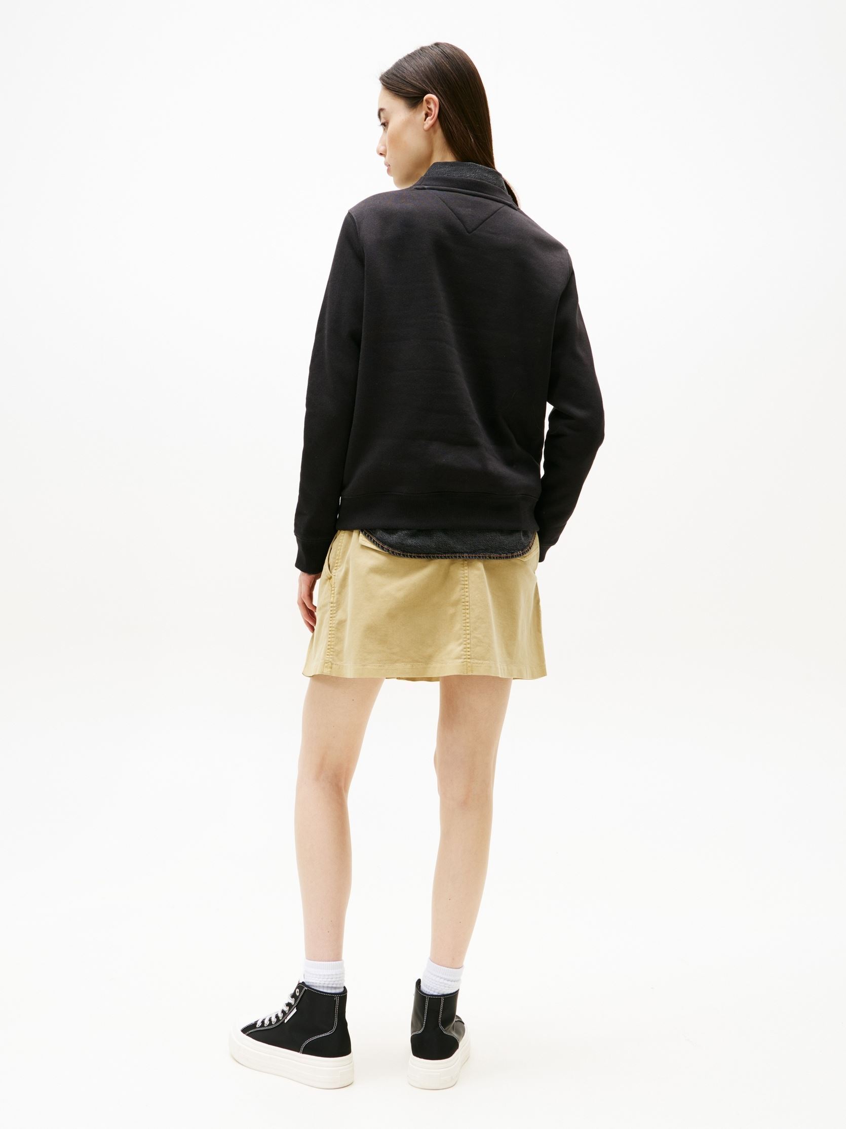 Sweatshirts Tjw Reg S Flag Crew DW0DW19959 femme noir Tommy Jeans Sweatshirts Tjw Reg S Flag Crew DW0DW19959 femme noir Black
