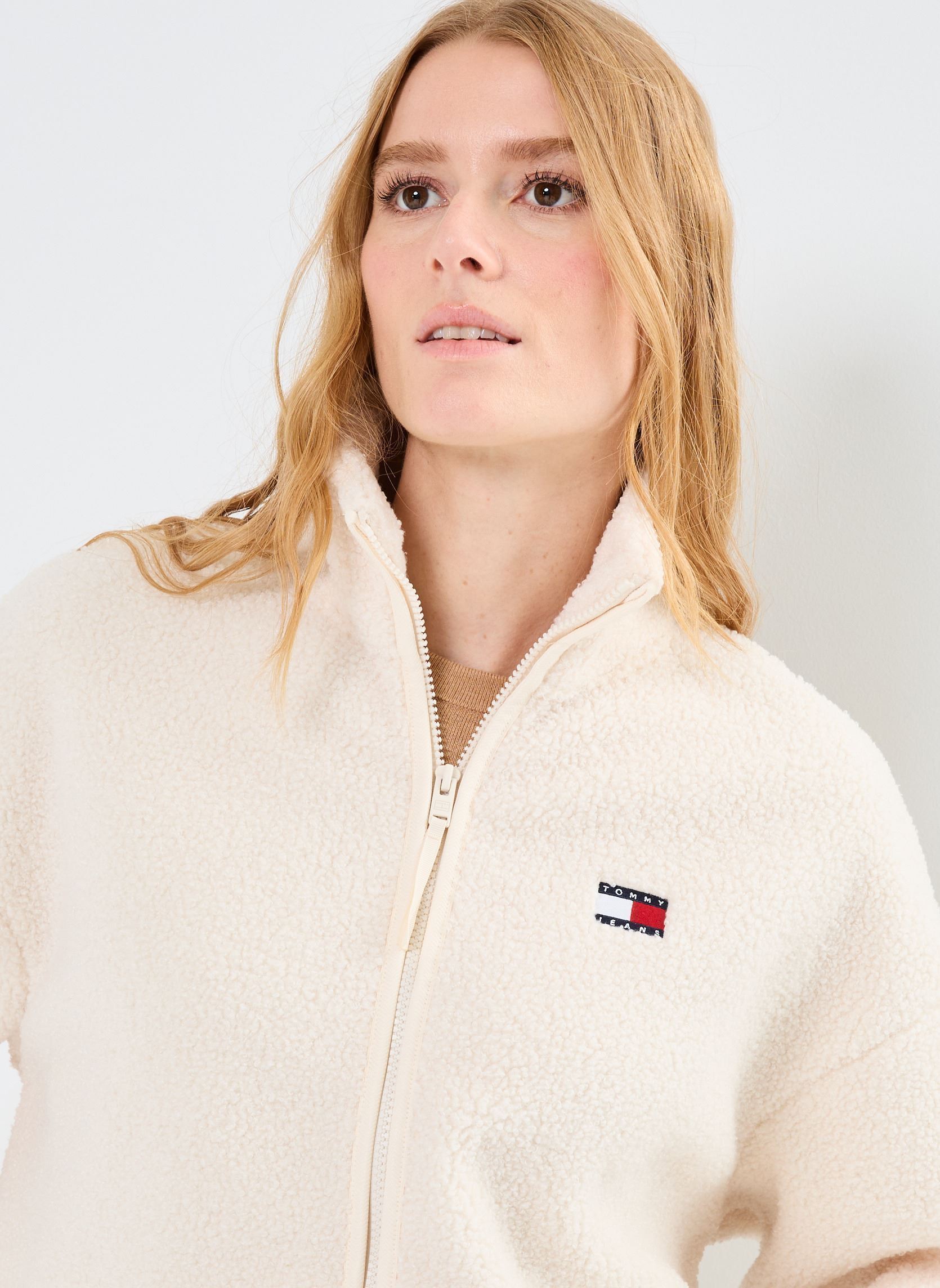 Sweats zippés Tjw Teddy Hwk Zip Th DW0DW20174 femme beige Tommy Jeans Sweats zippés Tjw Teddy Hwk Zip Th DW0DW20174 femme beige NEWSPRINT