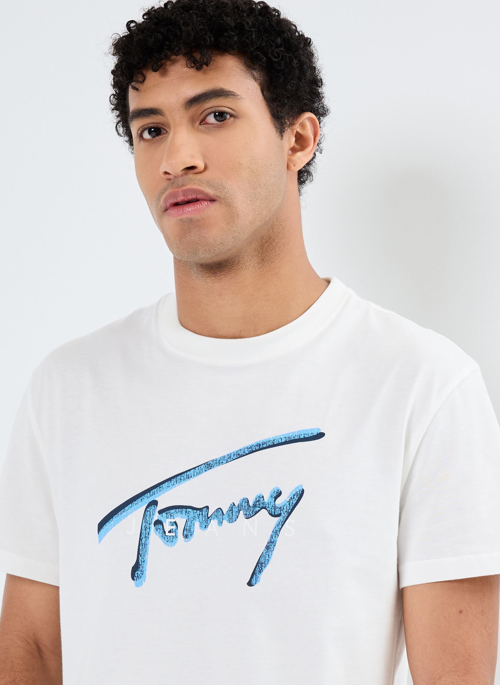 Tee-shirts manches courtes Tjm Reg Rwb Signatur DM0DM21109 homme blanc Tommy Jeans Tee-shirts manches courtes Tjm Reg Rwb Signatur DM0DM21109 homme blanc ECRU