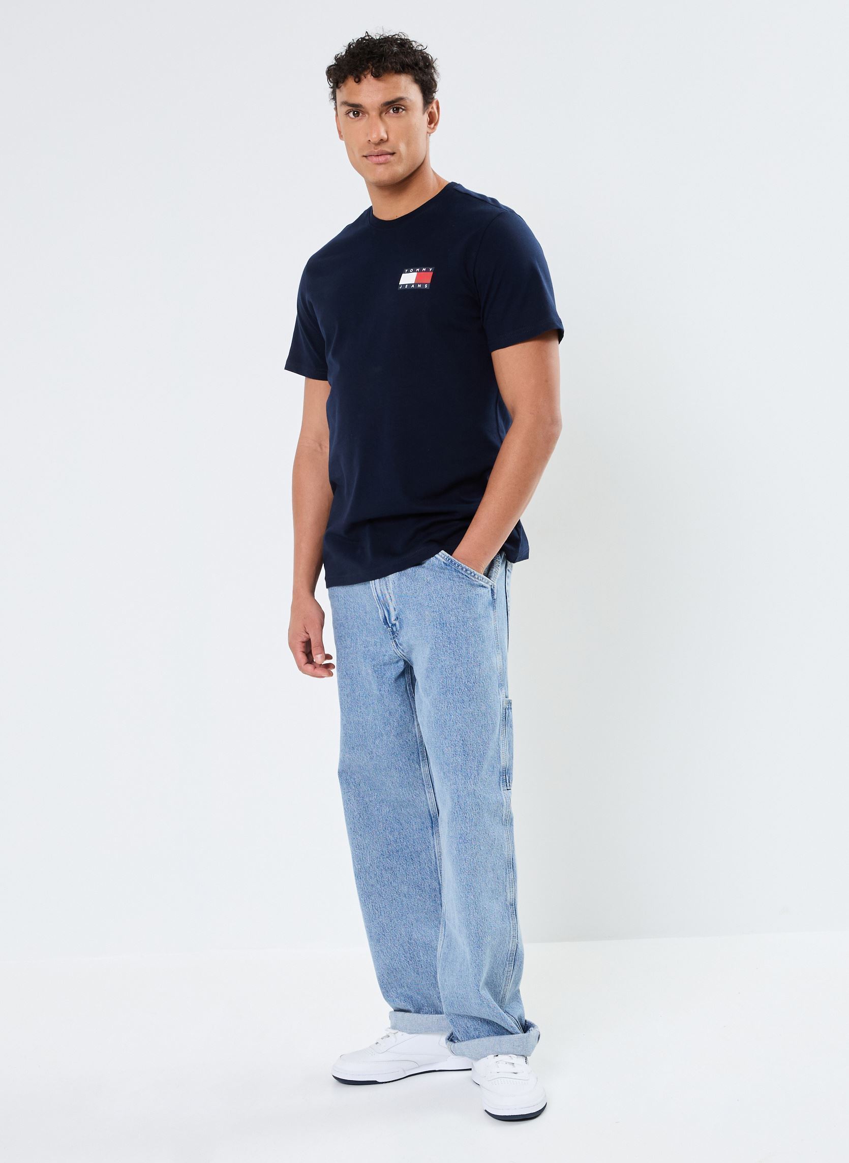 Tee-shirts manches courtes Tjm Slim Essential F DM0DM20740 homme bleu Tommy Jeans Tee-shirts manches courtes Tjm Slim Essential F DM0DM20740 homme bleu DARK NIGHT NAVY