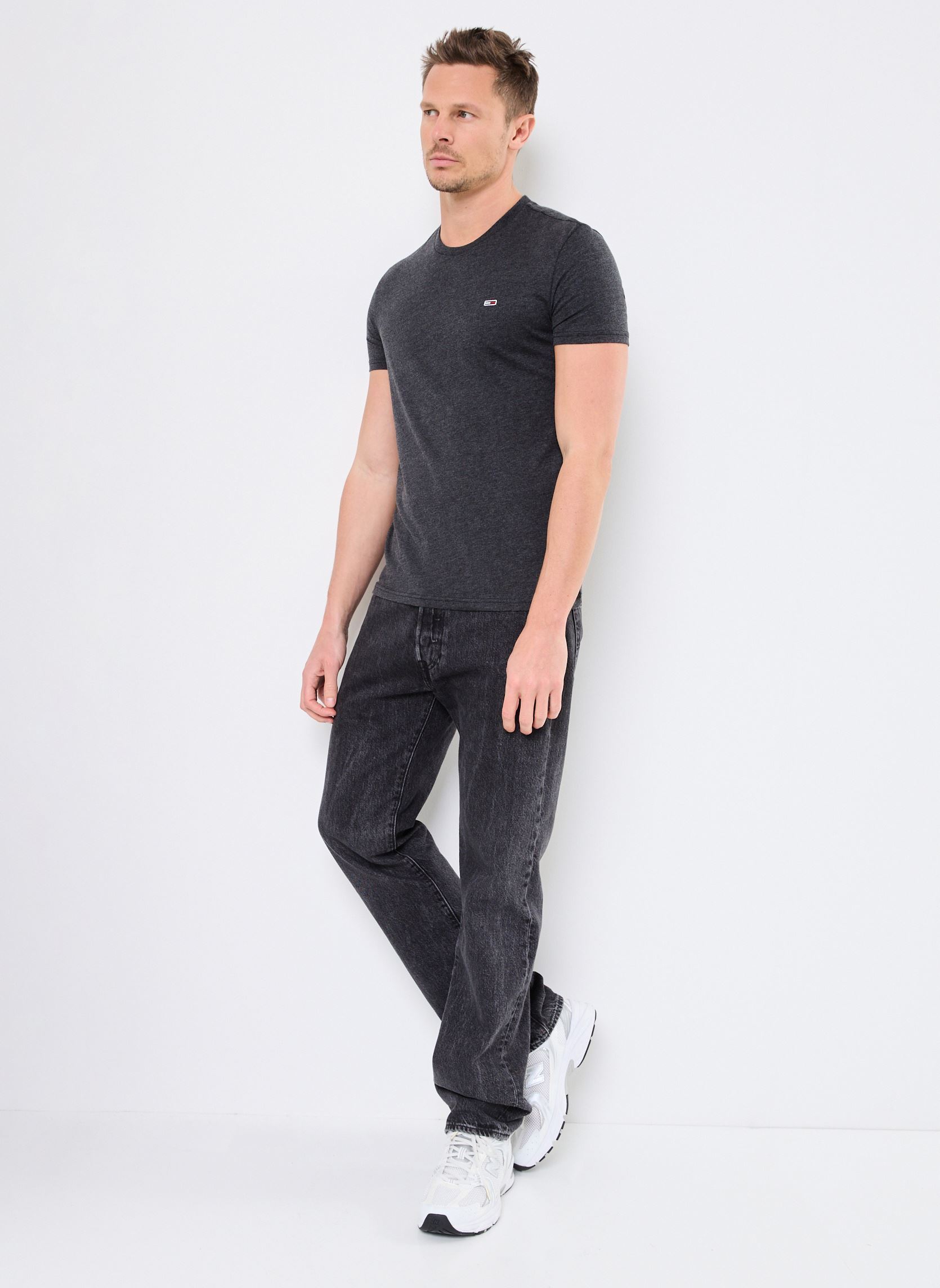 Tee-shirts manches courtes Tjm Xslim Jaspe Htr DM0DM20363 homme noir Tommy Jeans Tee-shirts manches courtes Tjm Xslim Jaspe Htr DM0DM20363 homme noir Black Htr