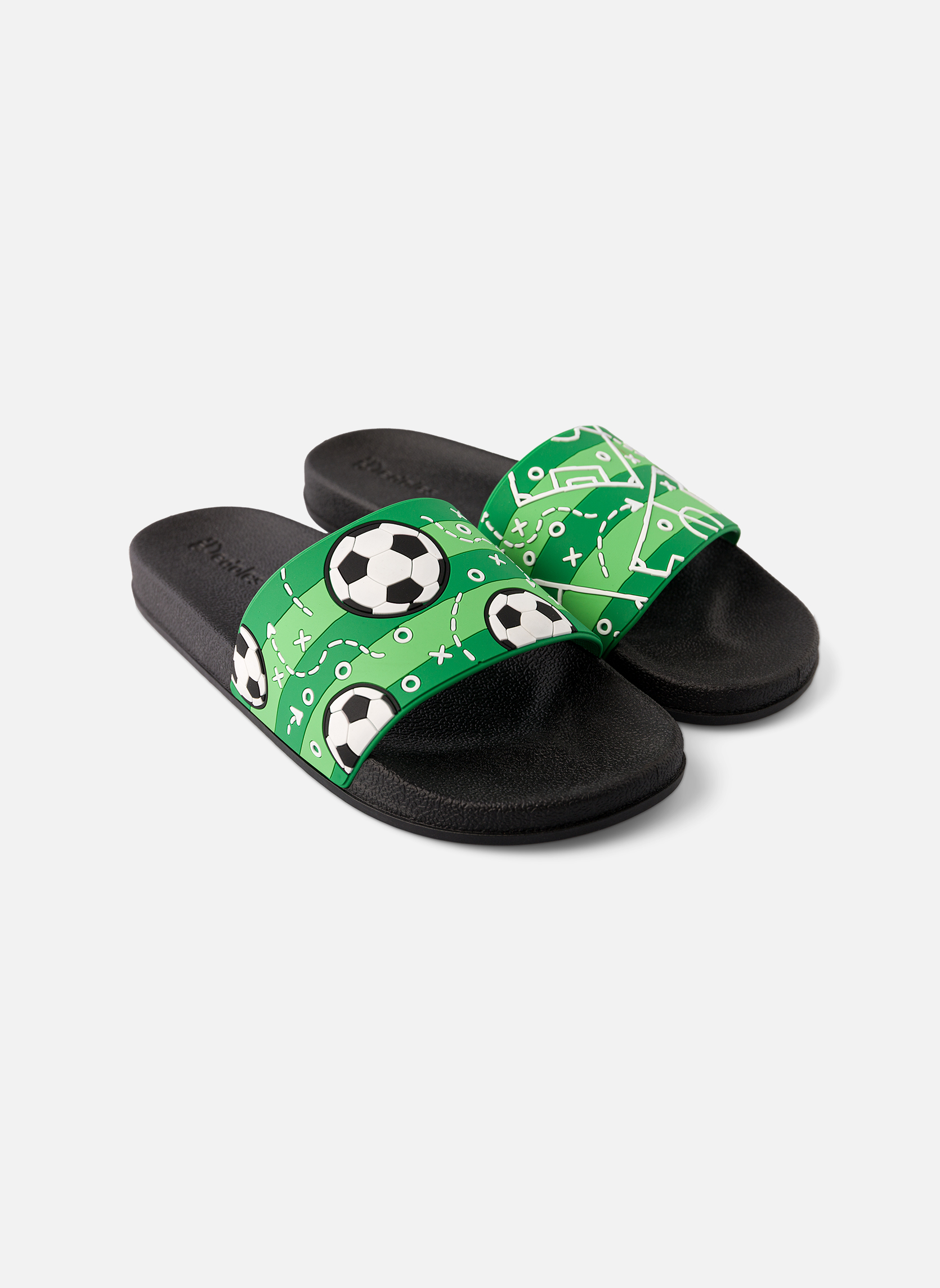 Sandales Claquettes Enfants Terrain De Football fille vert Dedoles Sandales Claquettes Enfants Terrain De Football fille vert Vert