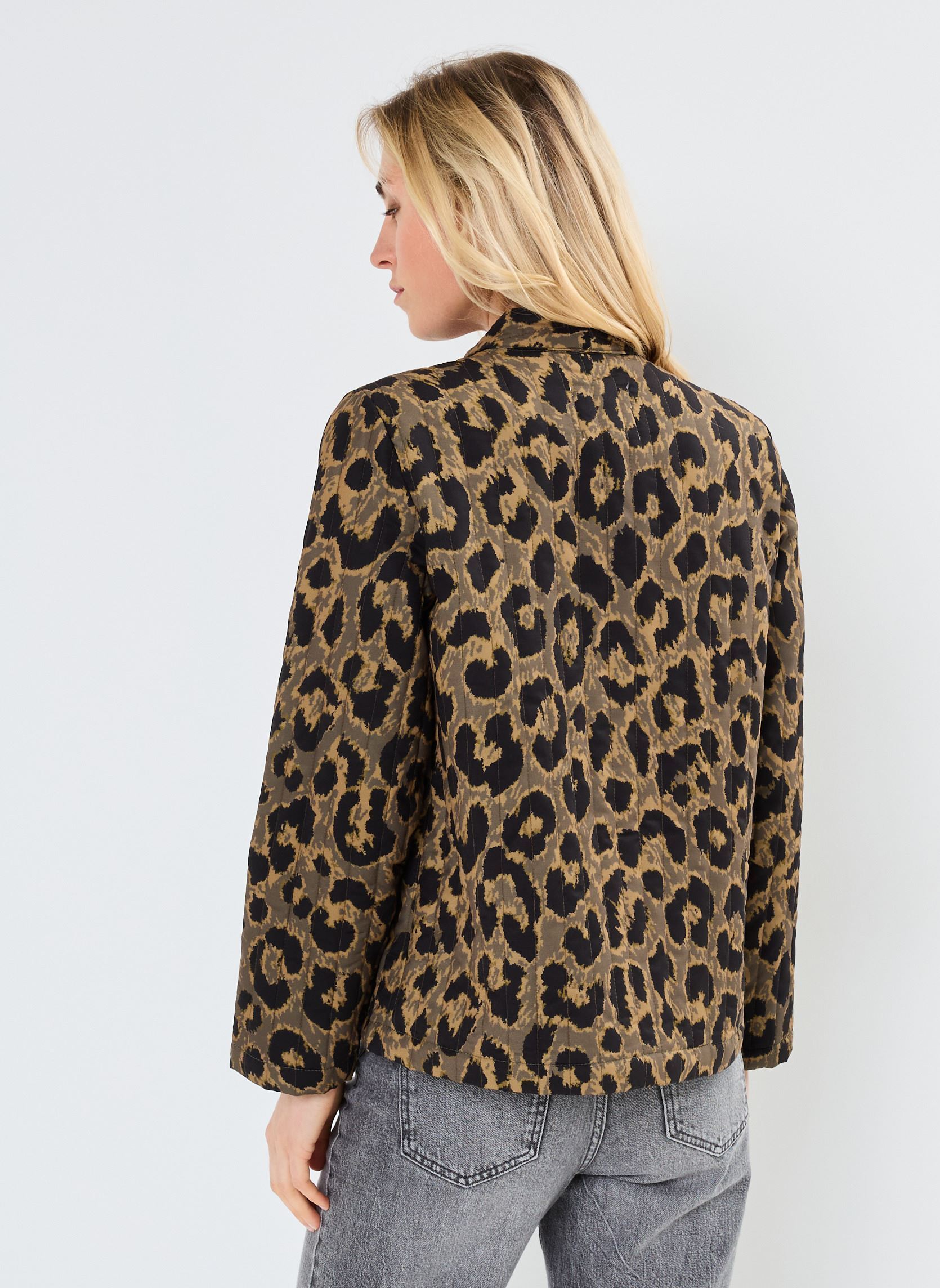 Mantels VMAMELA AVIRA L/S JACKET WVN LCS GA dames groen Vero Moda Mantels VMAMELA AVIRA L/S JACKET WVN LCS GA dames groen Capers