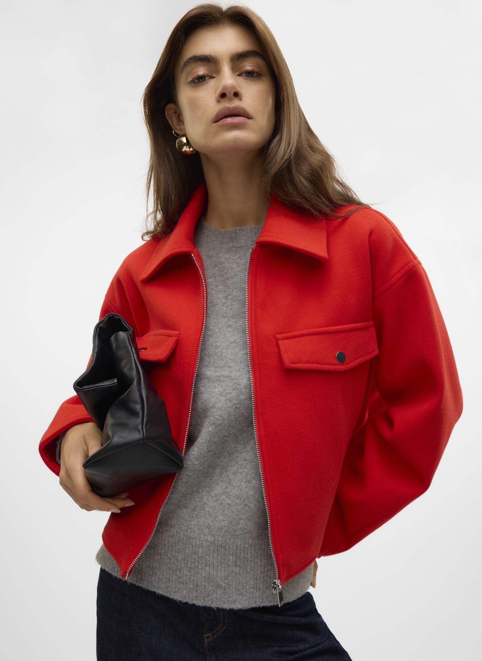 Vestes VMFORTUNEFREJ SHORT JACKET GA BOO femme rouge Vero Moda Vestes VMFORTUNEFREJ SHORT JACKET GA BOO femme rouge FIERY RED