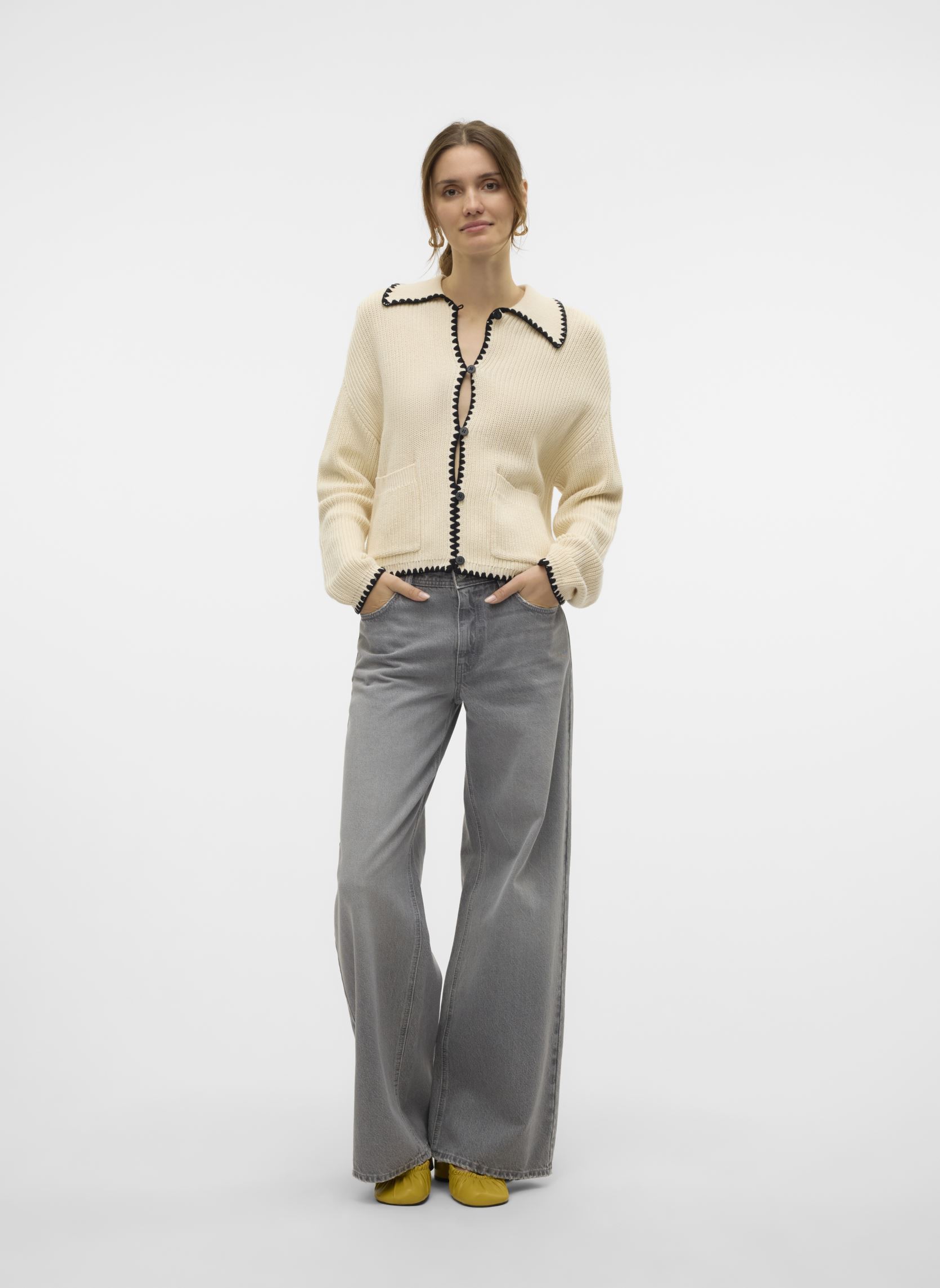 Gilets VMPOMELO LS POLONECK CARDIGAN femme beige Vero Moda Gilets VMPOMELO LS POLONECK CARDIGAN femme beige Birch